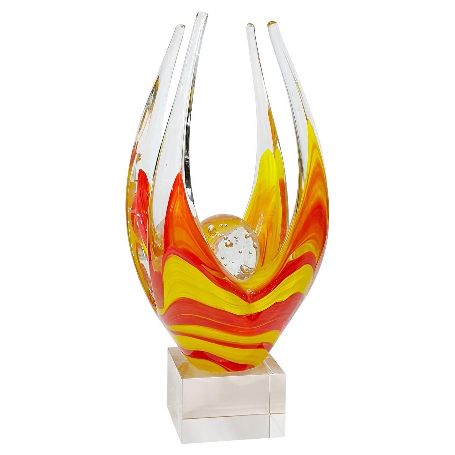 Scultura in vetro Sommerso Fiammato 'La Culla della Vita' attribuita a P.Kedelv in vendita