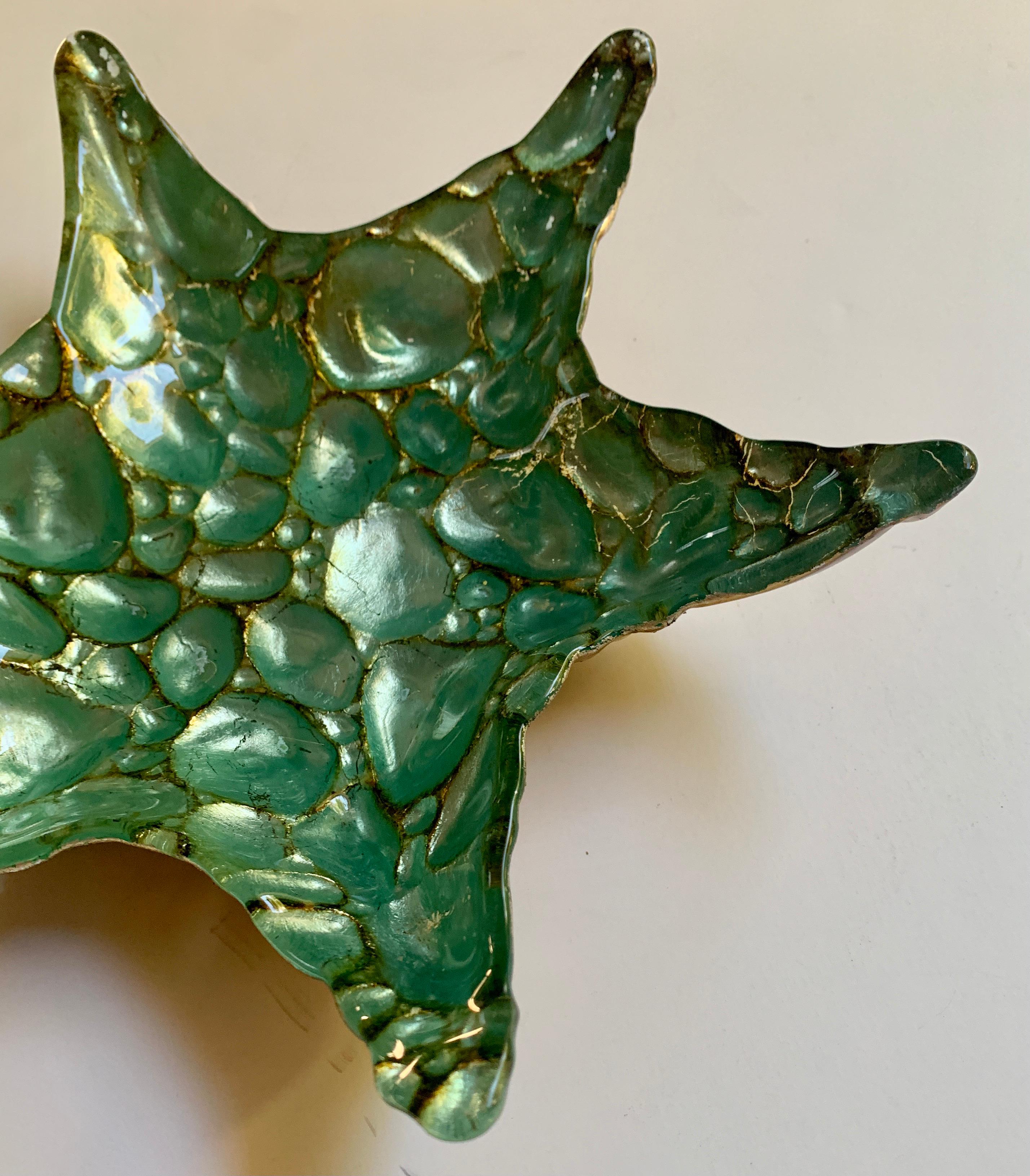Mid-Century Modern Art Glass Starfish Bowl in Turquoise and Gold For Sale