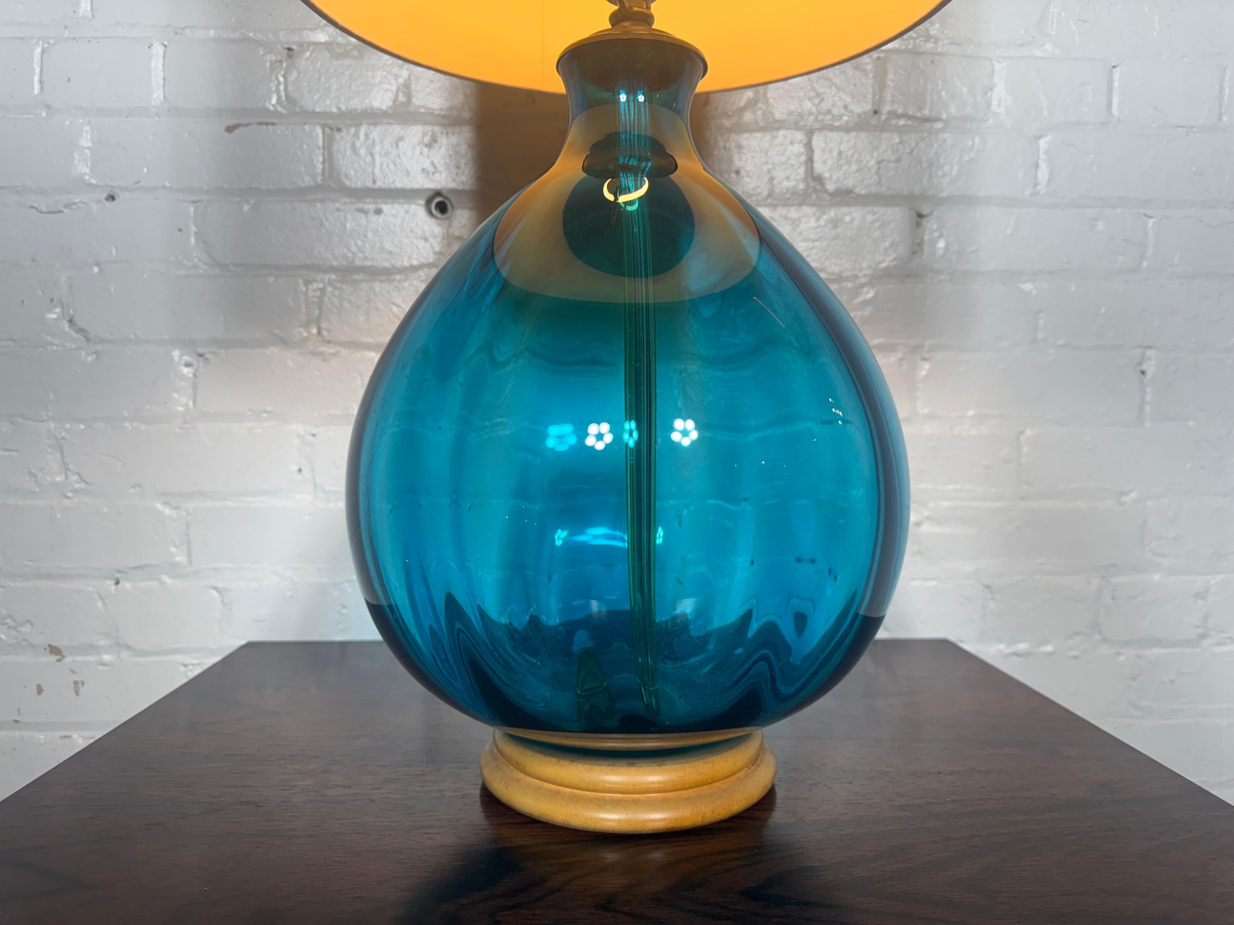 American Art Glass Table Lamp by Wayne Husted for Blenko For Sale