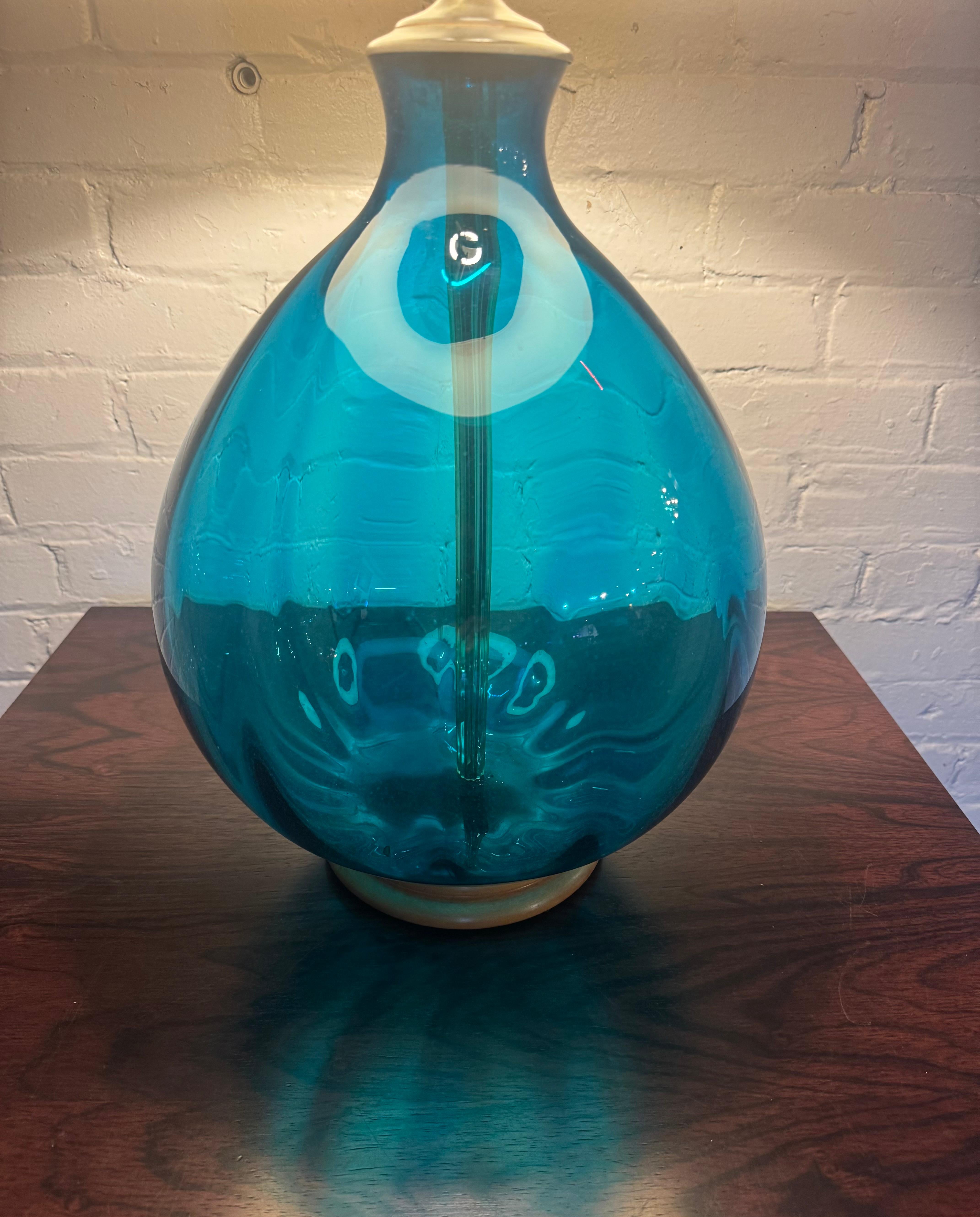 Art Glass Table Lamp by Wayne Husted for Blenko For Sale 1