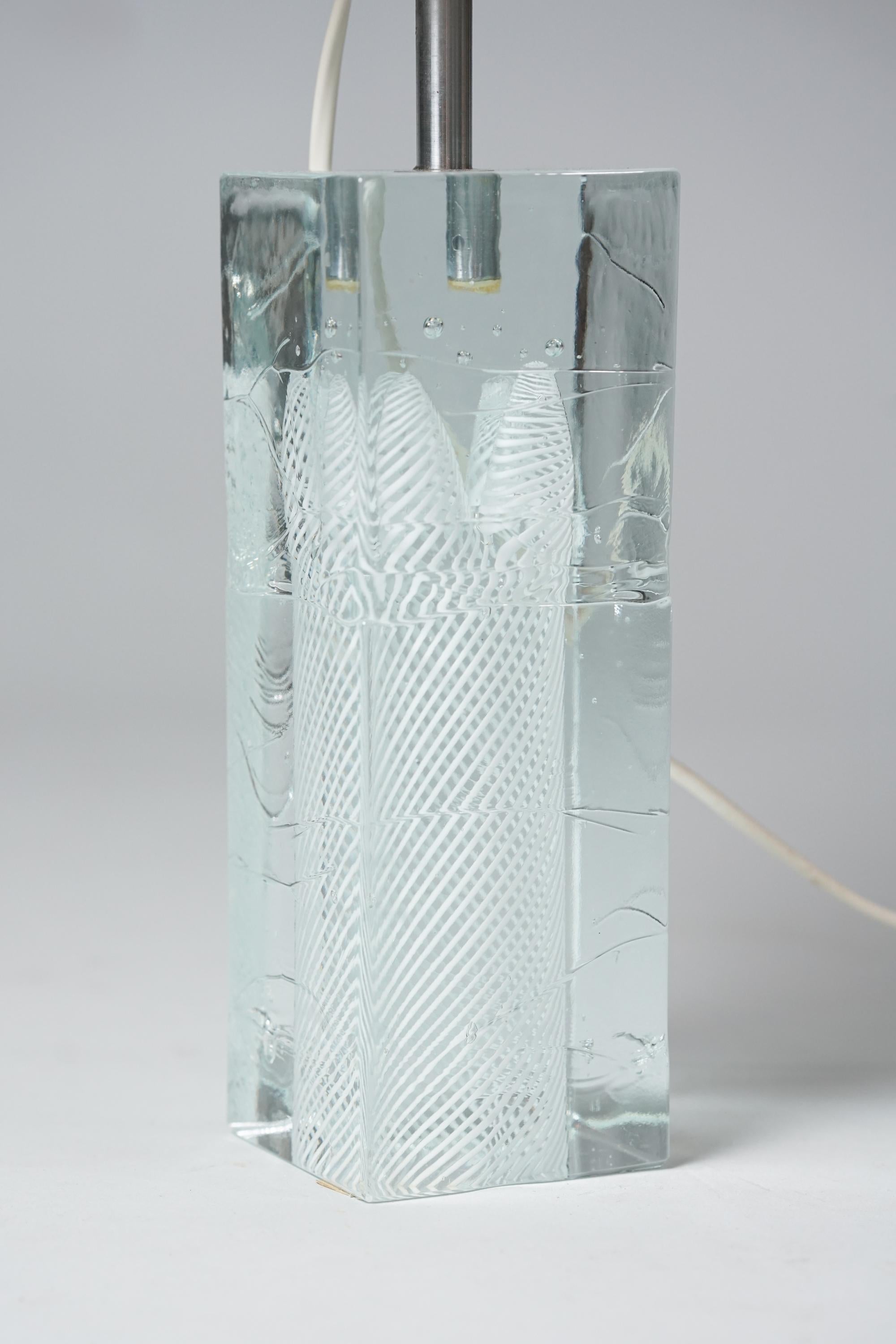 Scandinavian Modern Art Glass Table Lamp, Oiva Toikka, Ker Lux, Nuutajärvi Notsjö, 1960s