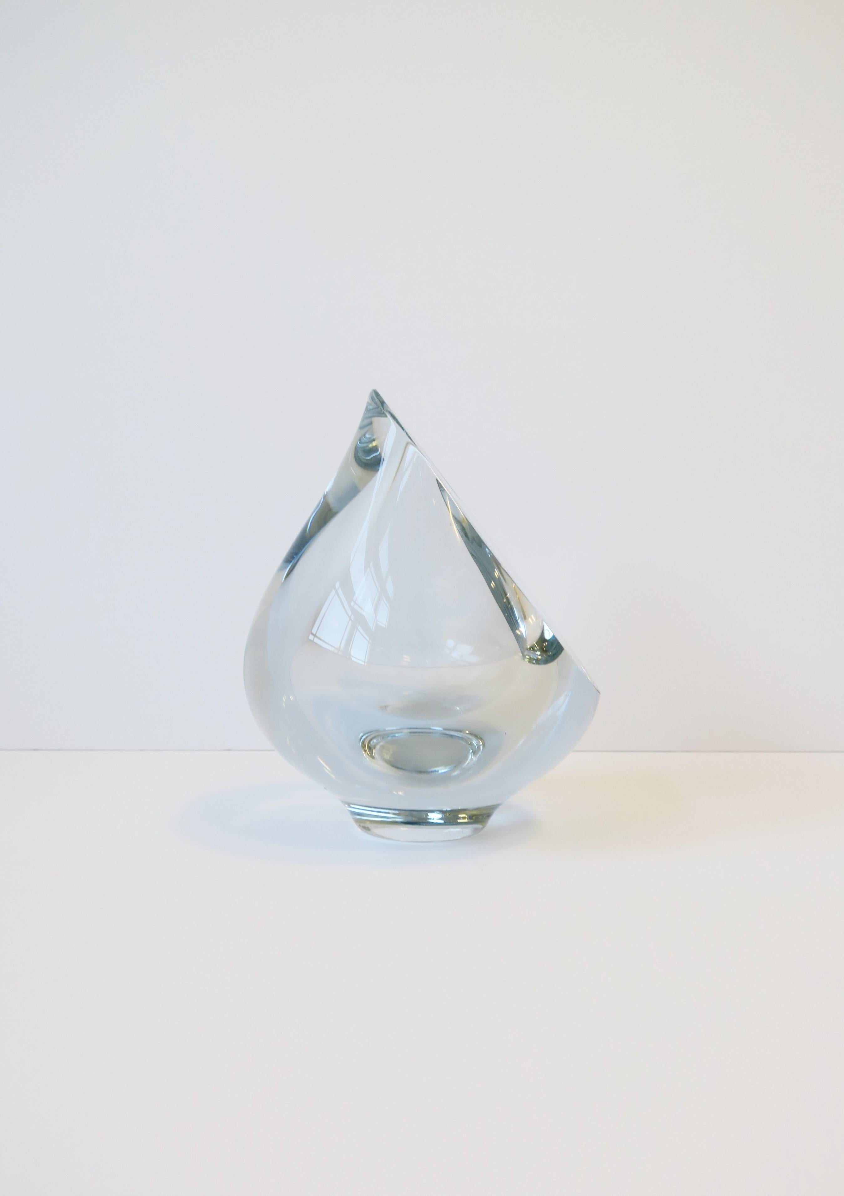 Art Glass Teardrop Vase or Decorative Object, Signed For Sale 4