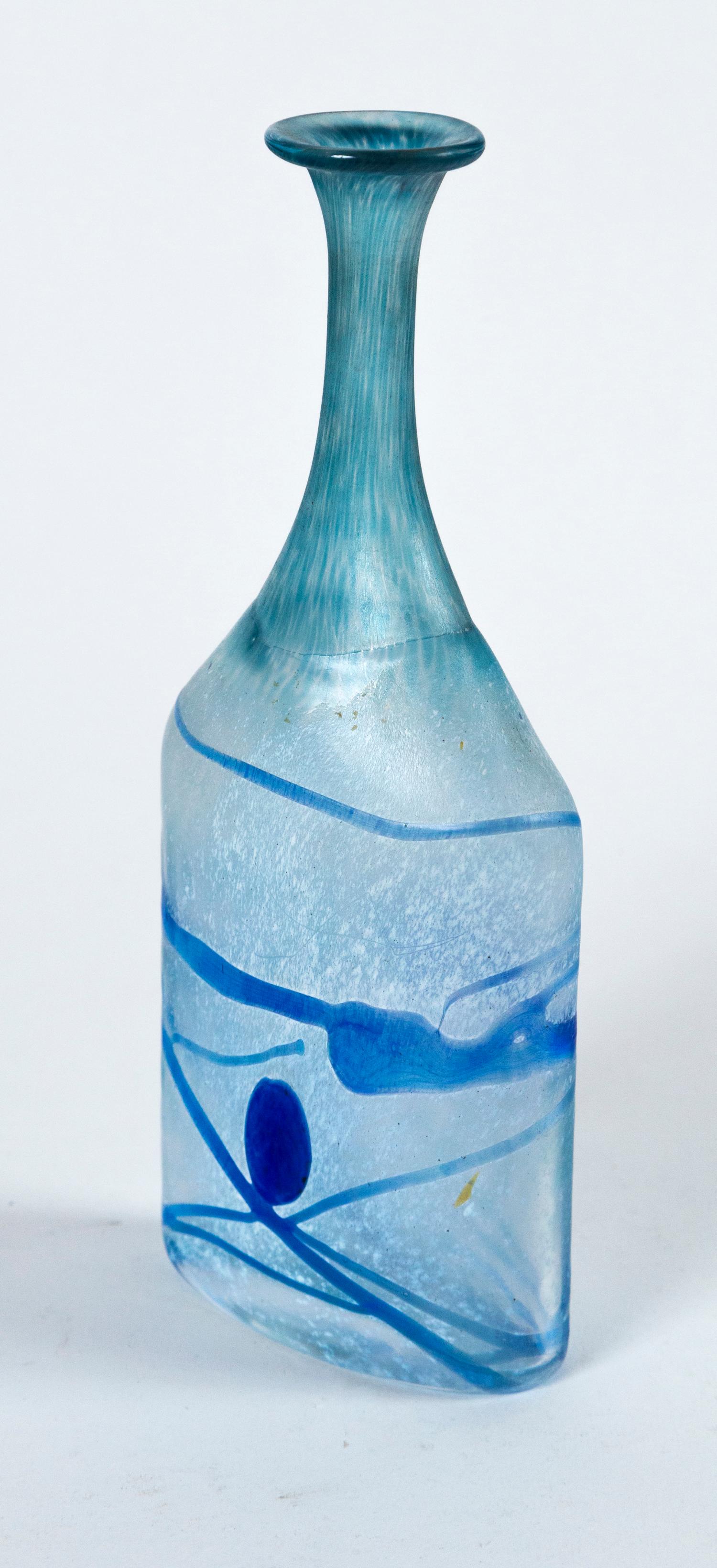 Vase en verre d'art, Bertil Vallien, Kosta Boda, Suède, datant d'environ 1970 Bon état - En vente à Chappaqua, NY