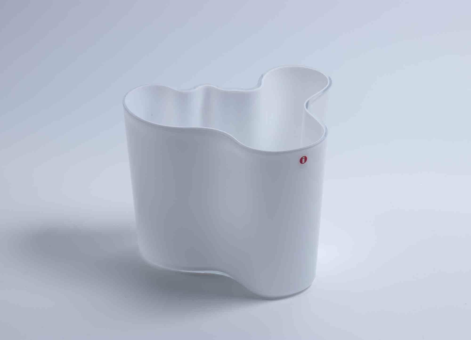 Vase en verre d'art d'Alvar Aalto+Aalto pour Ittala en vente 1