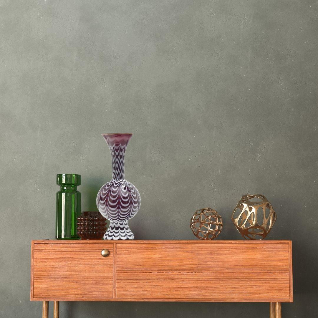 Mid-Century Modern Art Glass Vase by Fratelli Toso Murano 1940s Fenicio Spiderweb For Sale