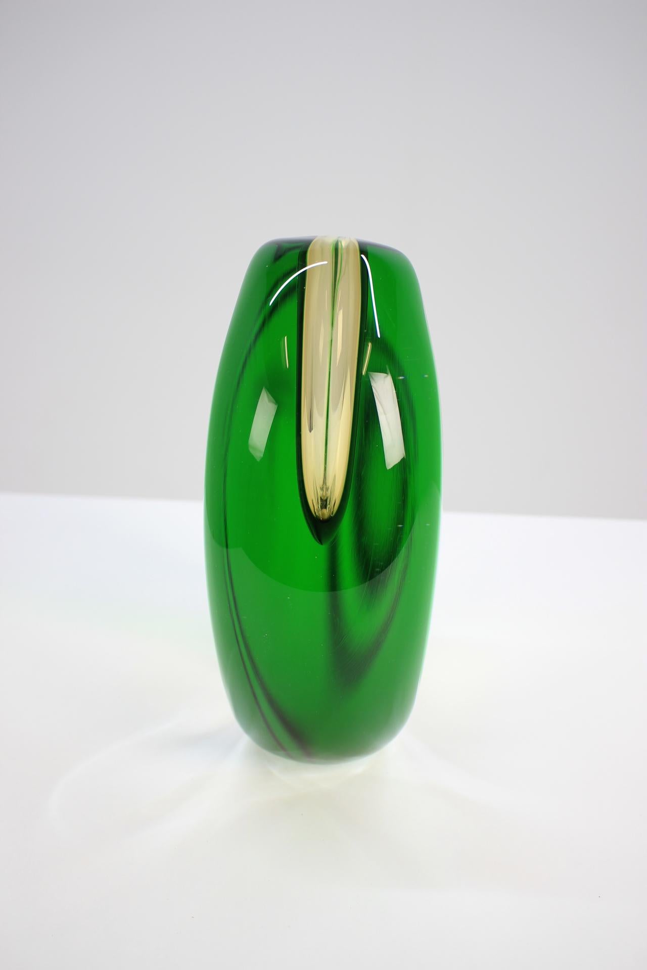Late 20th Century Art Glass Vase by Jaroslav Svoboda for Skrdlovice, Czech, circa 1980, Signed