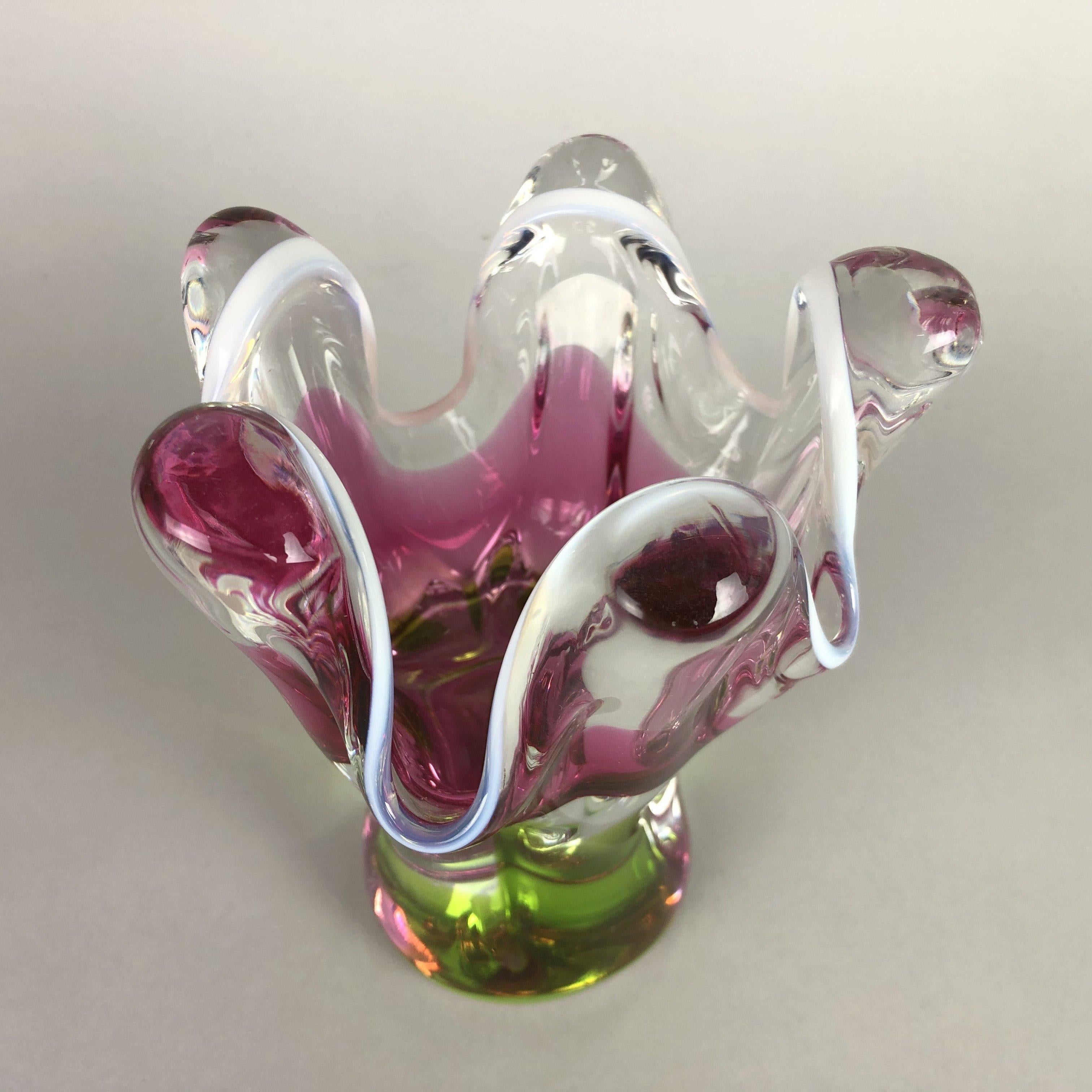 Art Glass Vase by Josef Hospodka for Chribska Glassworks, 1960s In Good Condition In Praha, CZ