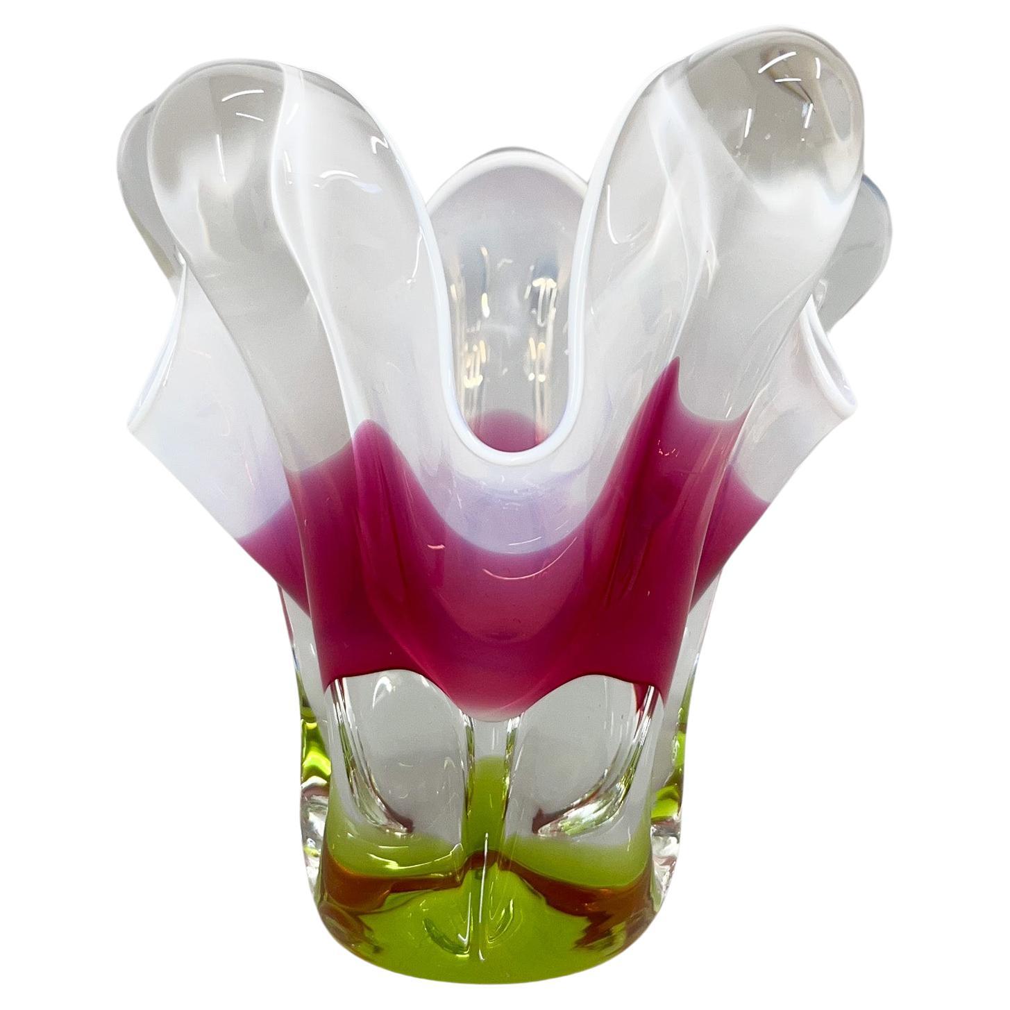 Vase en verre d'art de Josef Hospodka pour Chribska Glassworks, années 1960