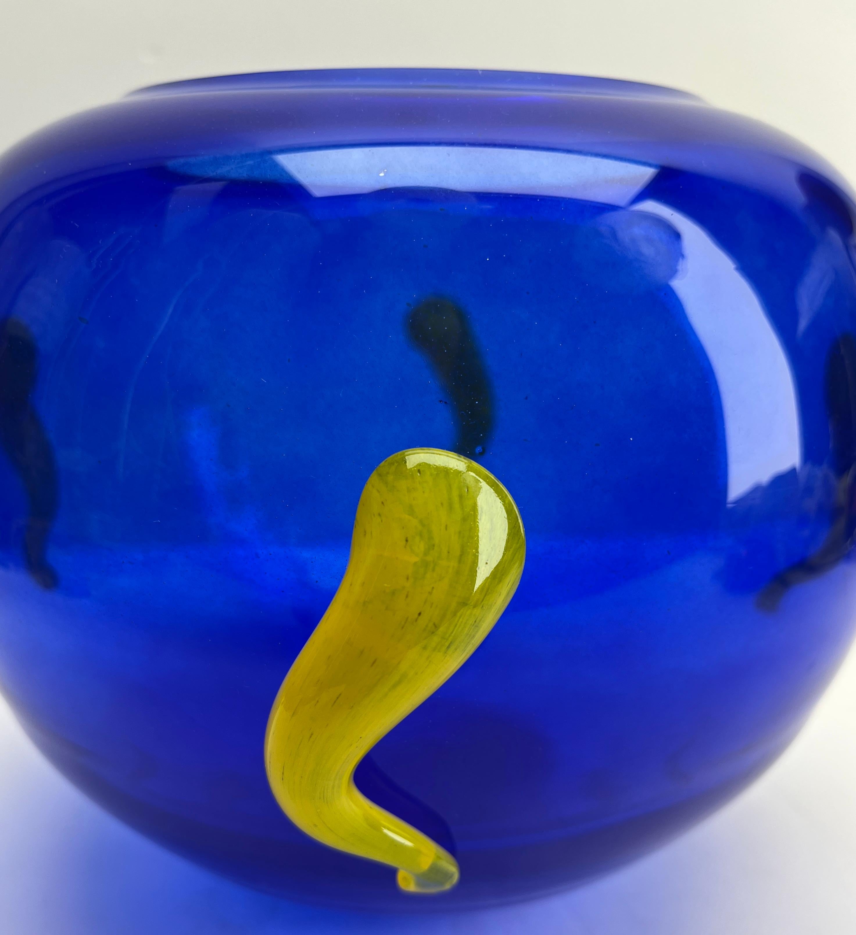 Vaso in vetro artistico di Pierre Casenove per La Rochiere, Francia in vendita 1