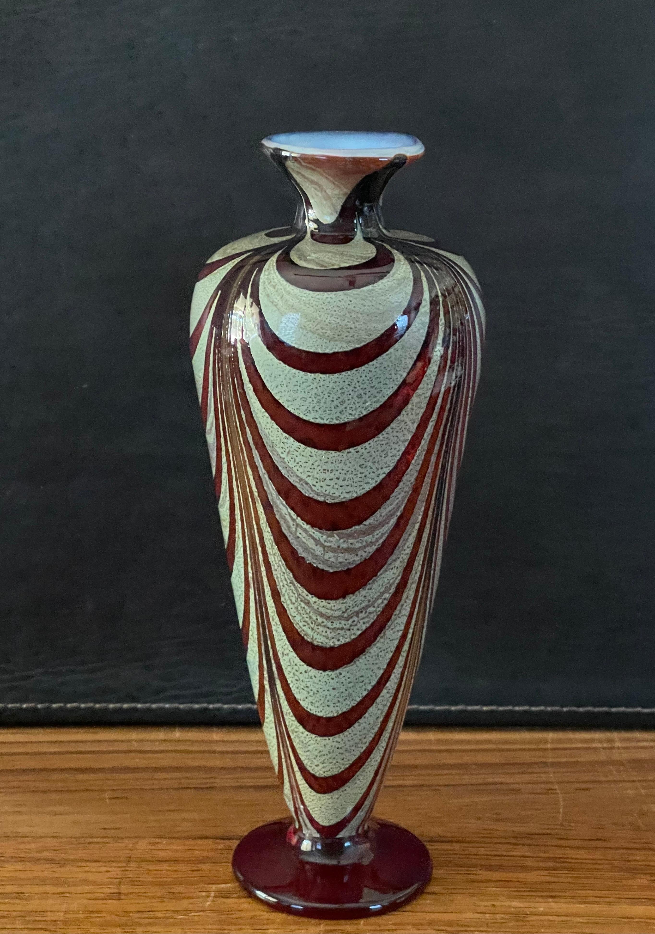 Art Glass Vase For Sale 9