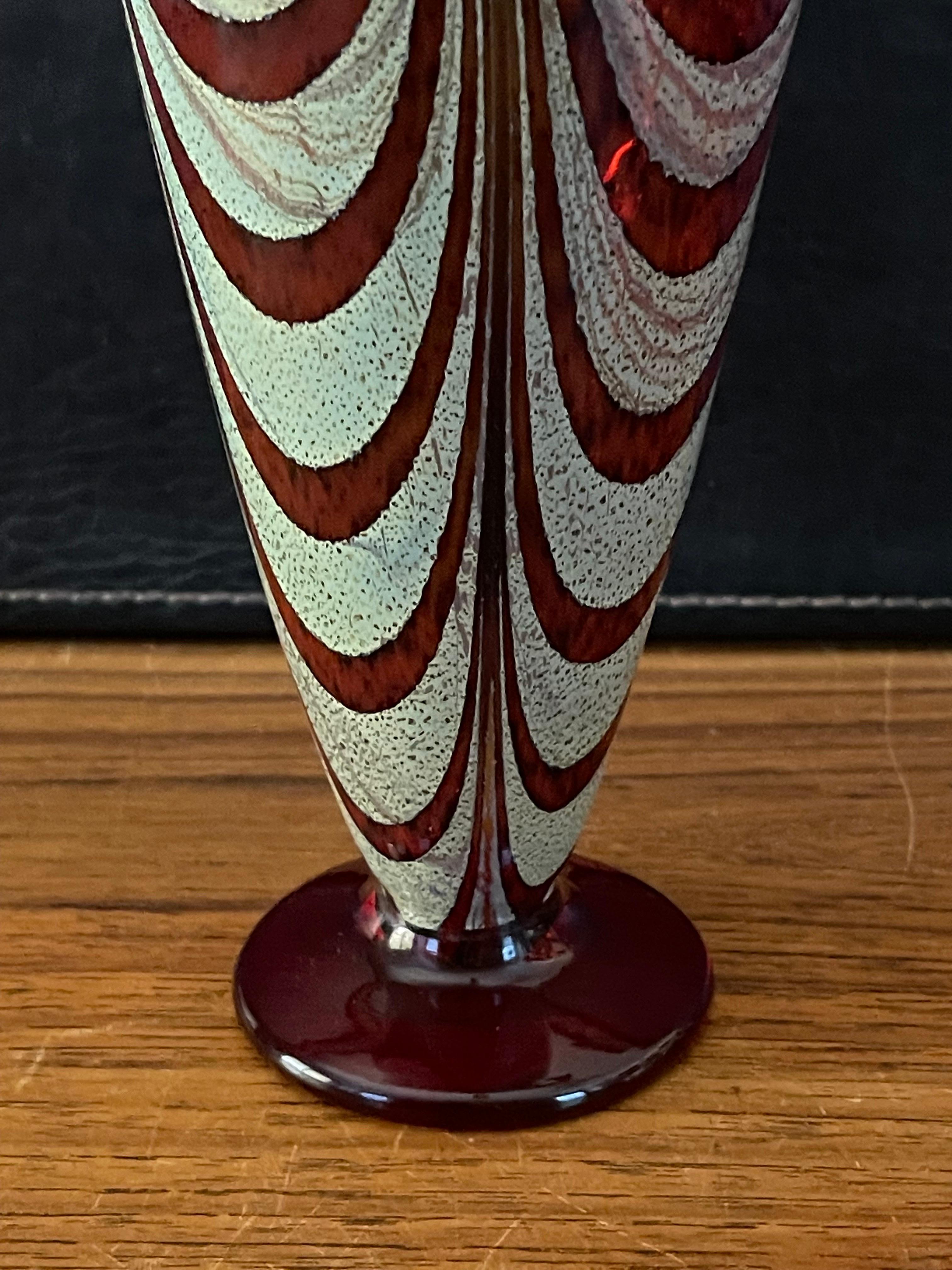 Art Glass Vase For Sale 4