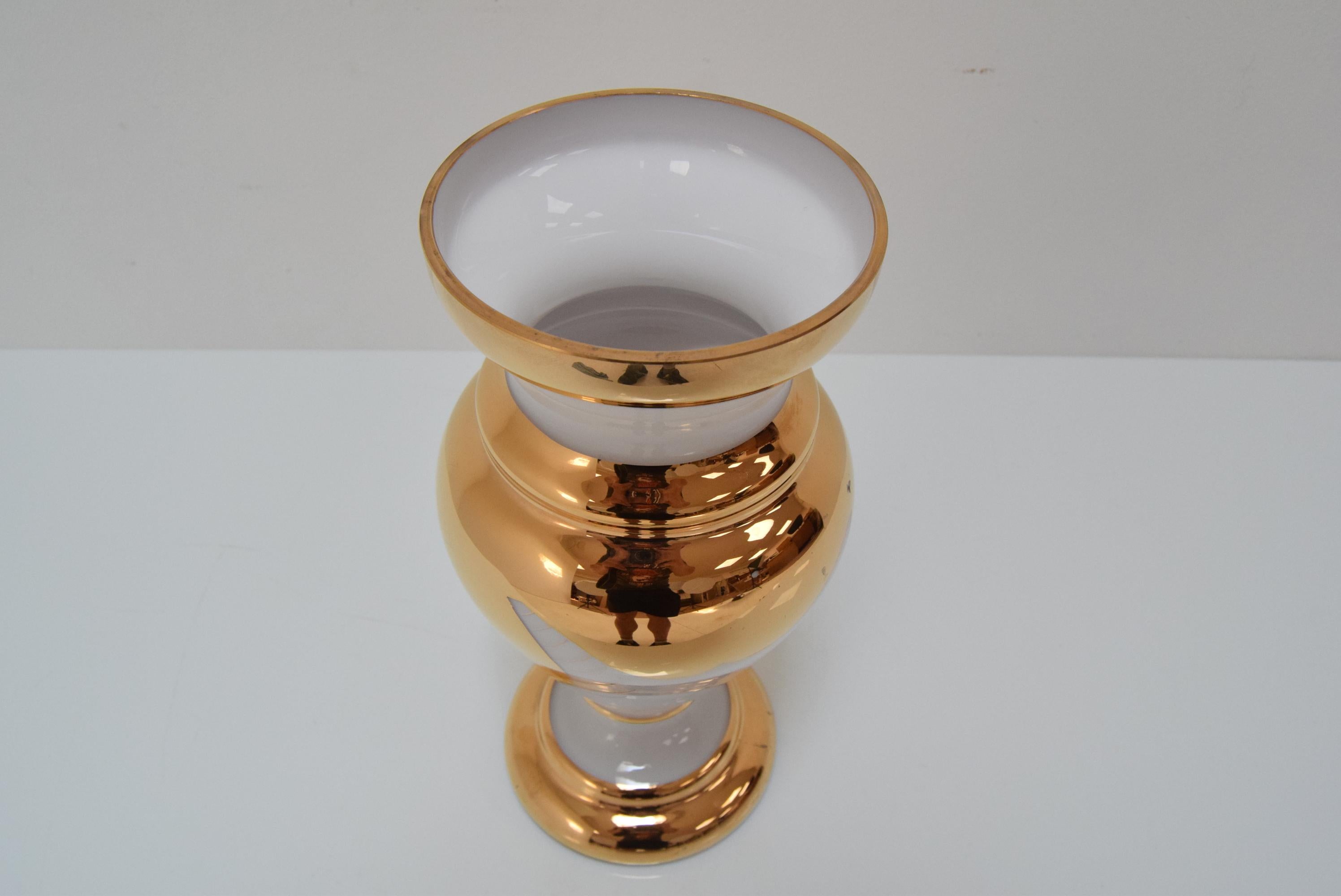 Vaso in vetro artistico, Novy Bor Glassworks, anni '60. in vendita 3