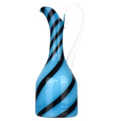 Jarrón / Jarra de vidrio artístico Empoli Opaline di Firenze Azul con espiral de rayas negras