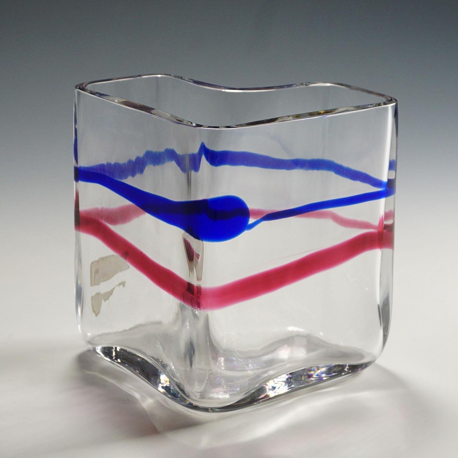 Art Glass Vases by Erick Hoeglund for Vrigstad Glassworks ca. 1980s For Sale 1