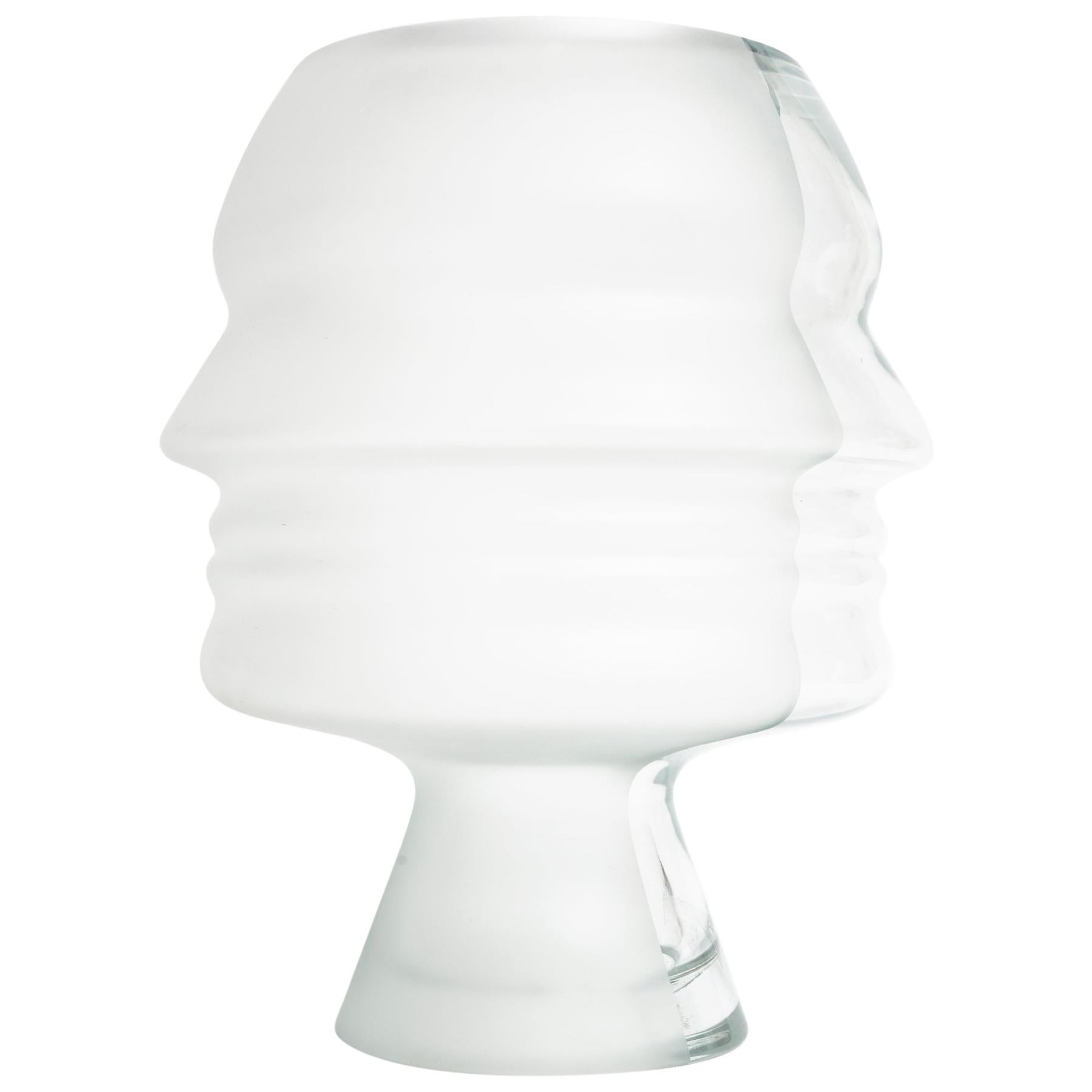 Vase en verre "Ego" par Karim Rashid inspiré par le profil sculpté de Mussolini
