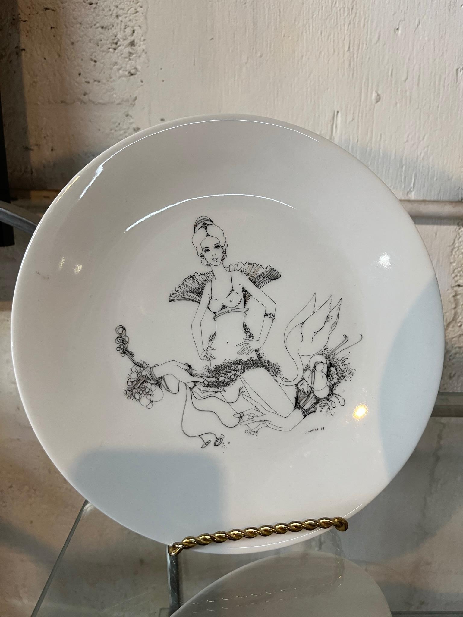 Hand Painted Porcelain Plate Midcentury Limited Edition. In Excellent Condition For Sale In Miami, FL