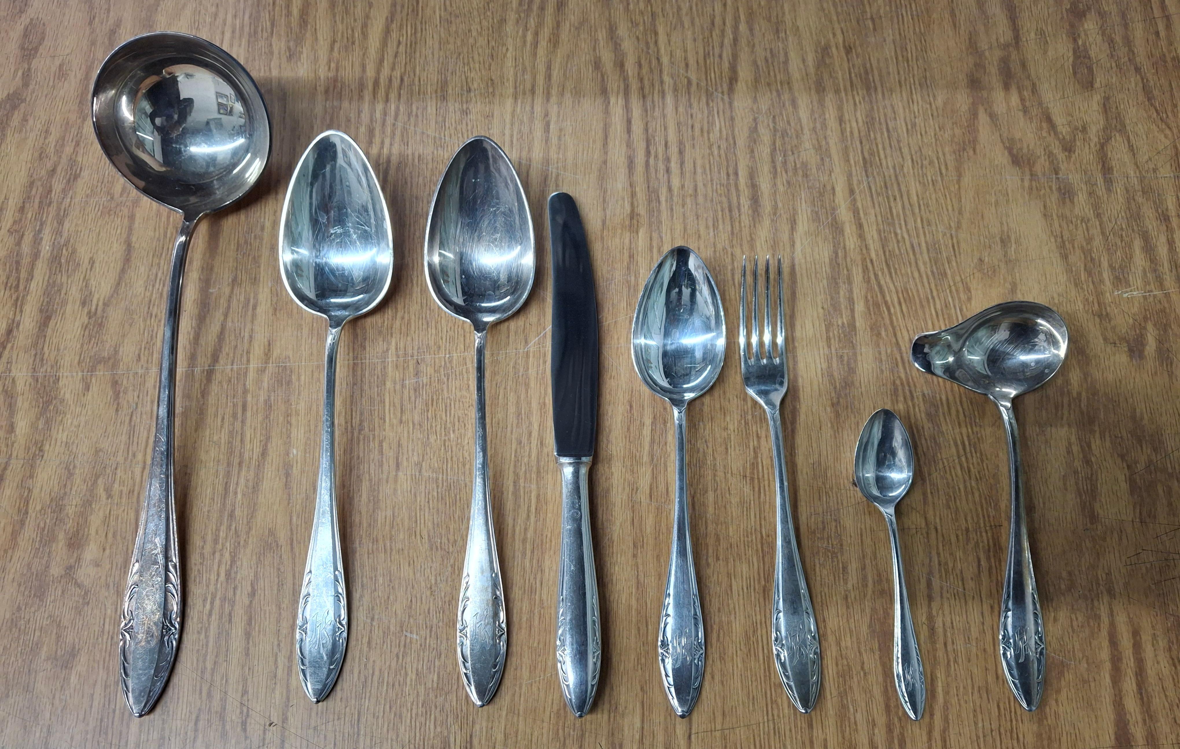 Mid-Century Modern Art. Krupp Berndorf Solingen Silverplate Flatware Set 39pcs in Case For Sale