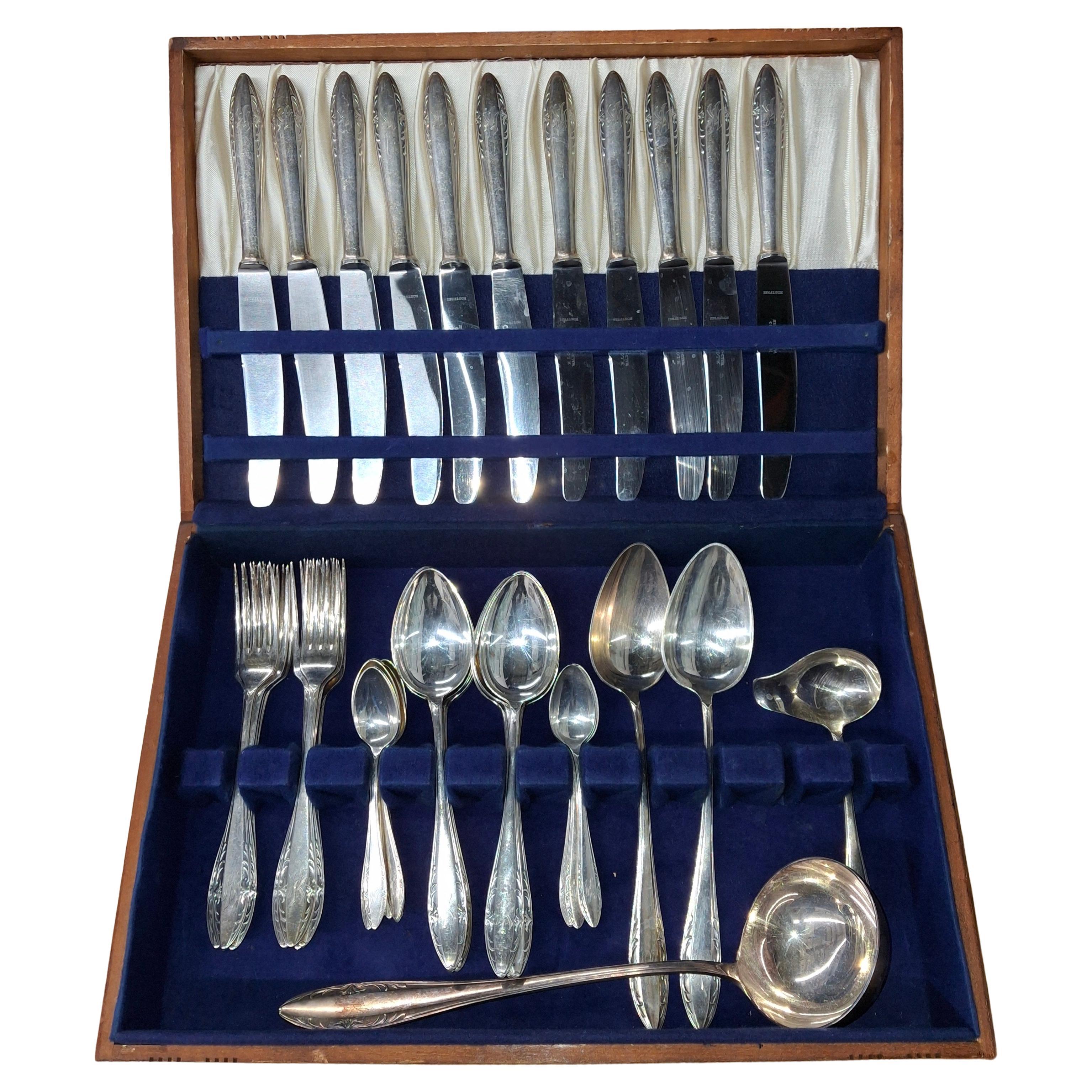 Art. Krupp Berndorf Solingen Silverplate Flatware Set 39pcs in Case For Sale