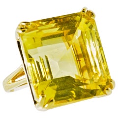 Art Moderne Lemon Color Citrine Large Ring, Retro, circa 1950