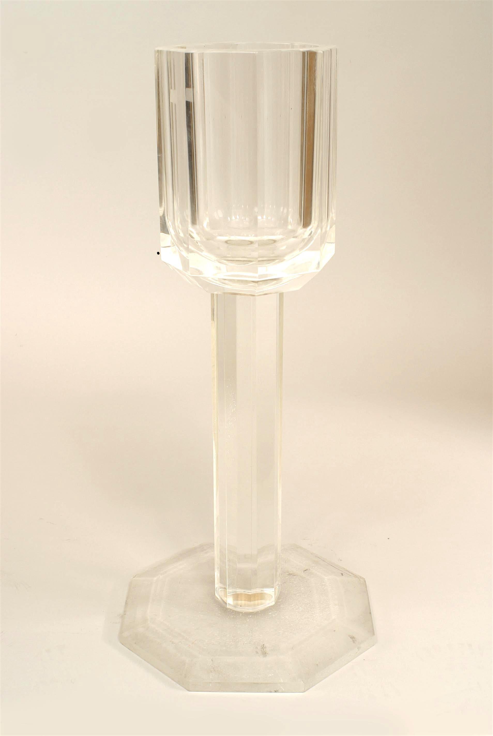 American Art Moderne (1940s) Lucite octagonal form ice bucket on pedestal stand.