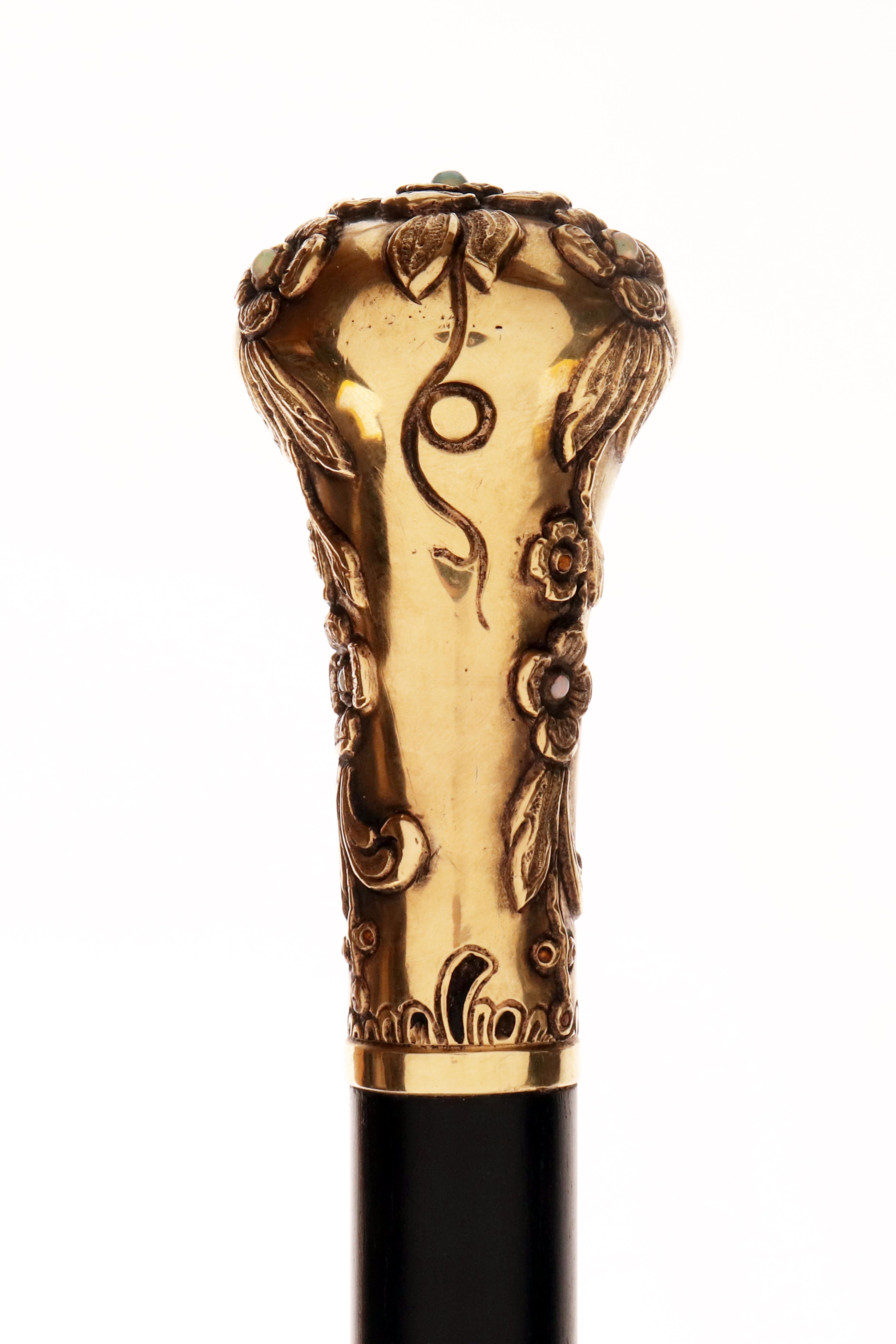 French Art Nouvau walking stick, knob with flowers by Henri-Victor Miault, France 1900. For Sale