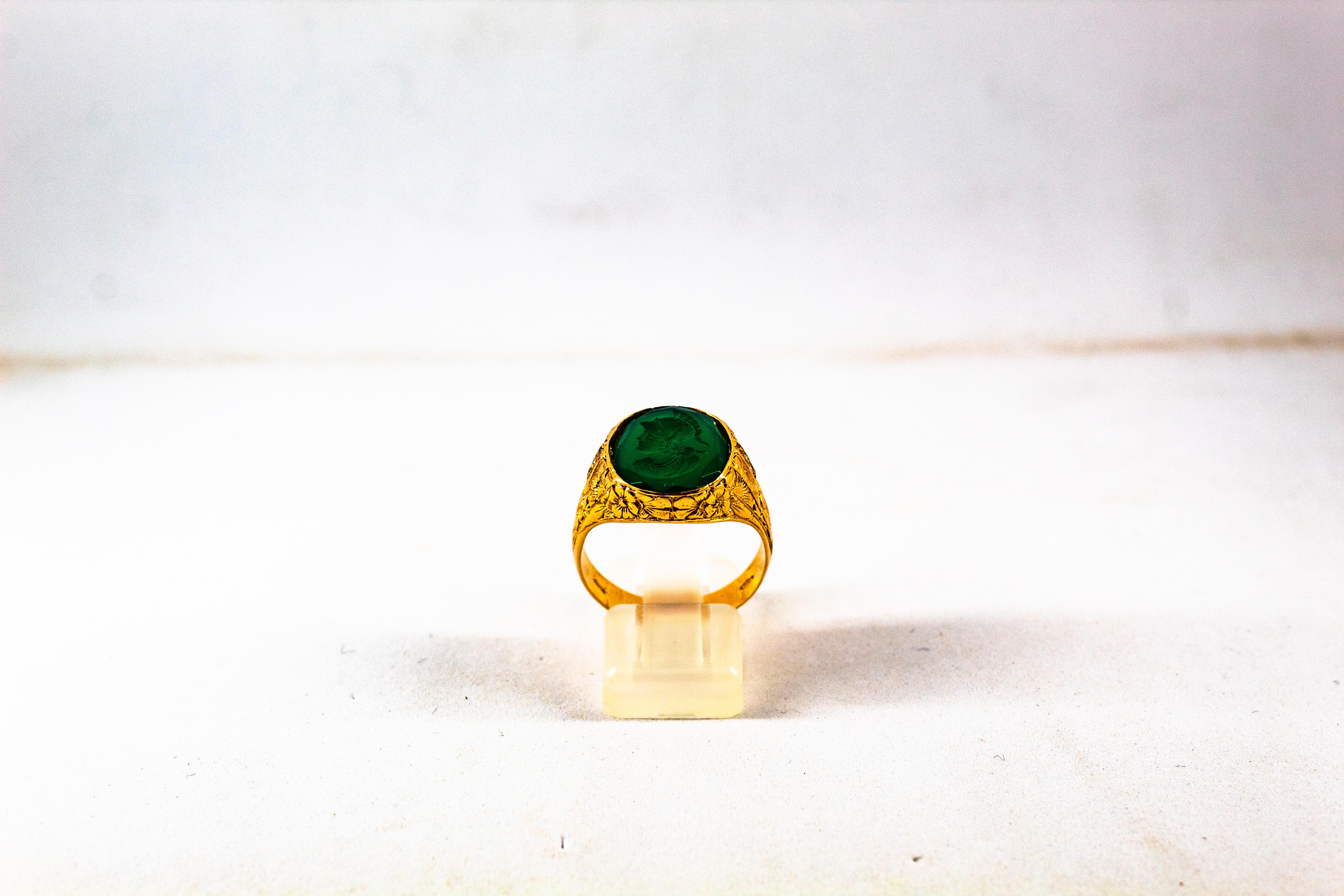 This Ring is made of 14K Yellow Gold.
This Ring has 0.06 Carats White Modern Round Cut Diamonds.
This Ring has a Carved Carnelian represents a Roman Soldier.
Size ITA: 20 USA: 9
We're a workshop so every piece is handmade, customizable and resizable.