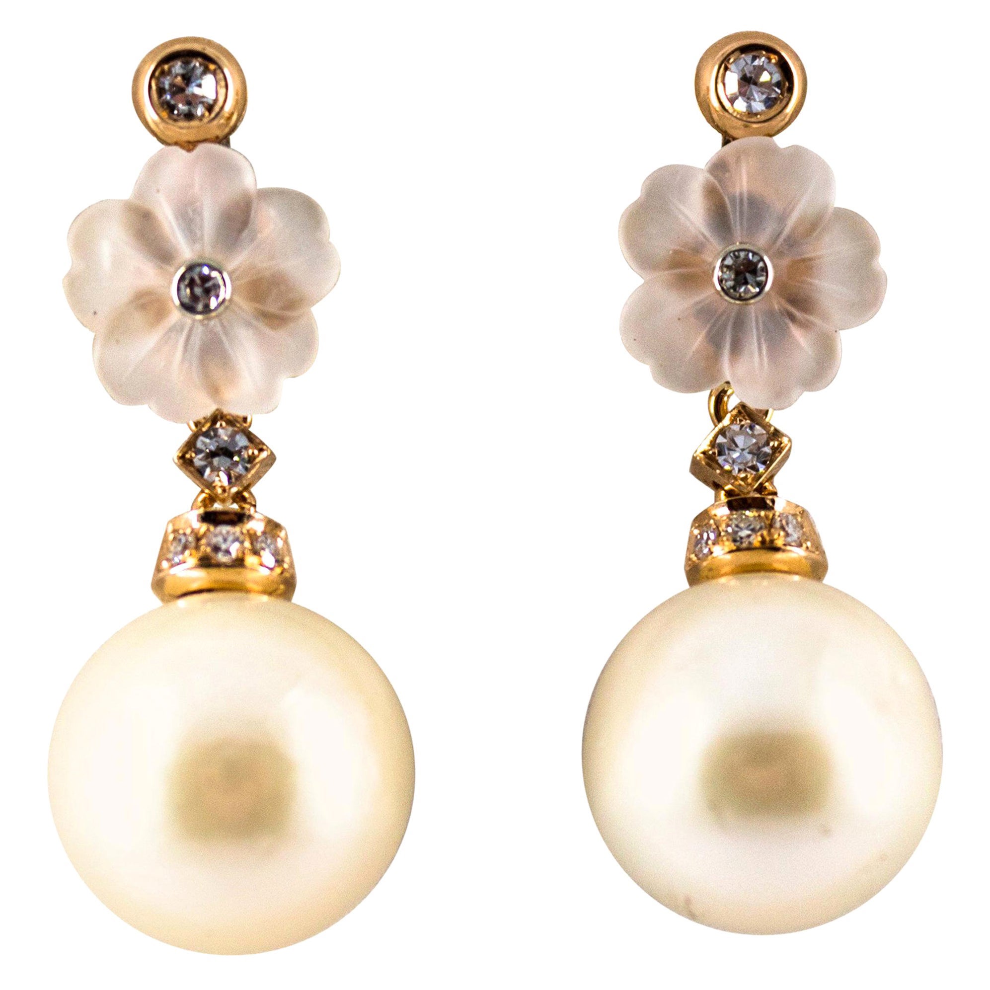 Art Nouveau 0.20 Quilates Diamante Blanco Cristal de Roca Perla Pendientes de Oro Amarillo