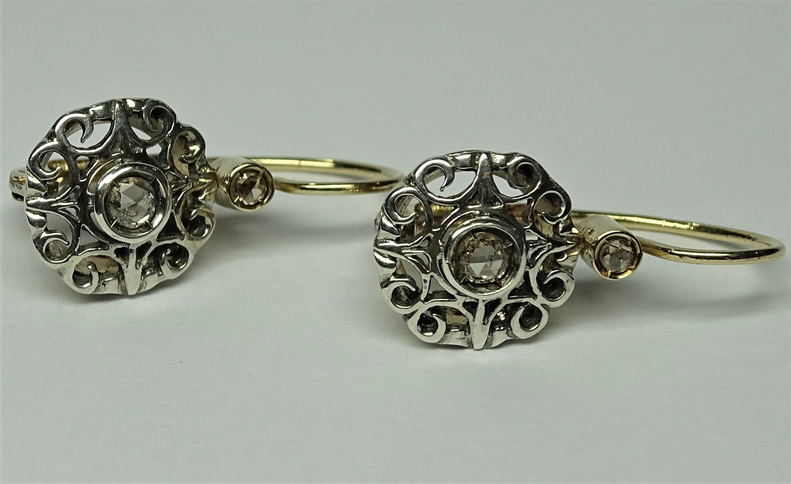 Art Nouveau 0.28 Rose Cut Diamond 14 Karat Yellow Gold Lever-Back Earrings For Sale 2