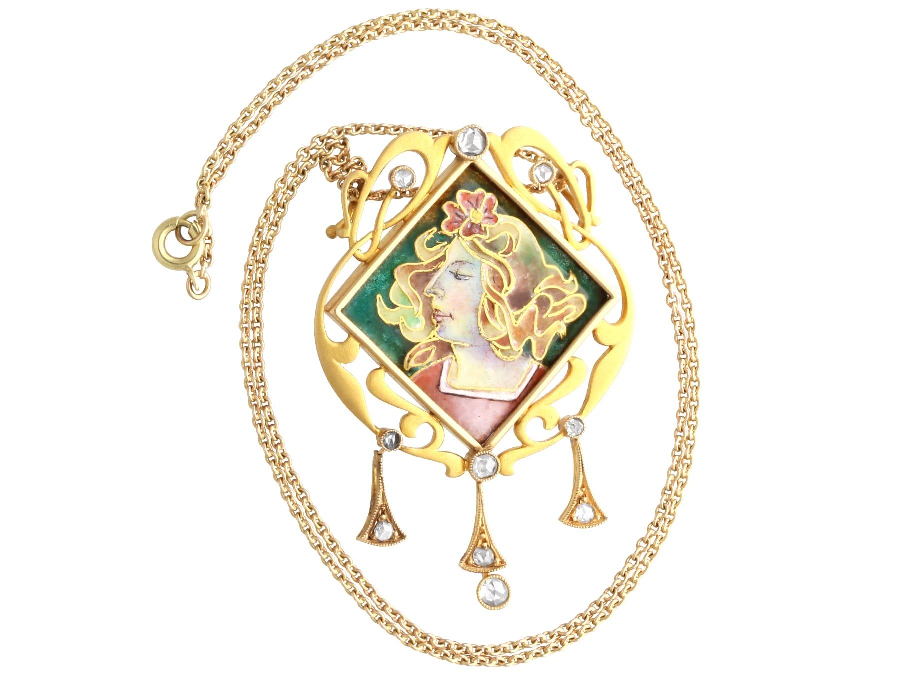 Pendentif Art nouveau en or jaune 18 carats, émail et diamants 0,35 carat, c. 1910 Excellent état - En vente à Jesmond, Newcastle Upon Tyne