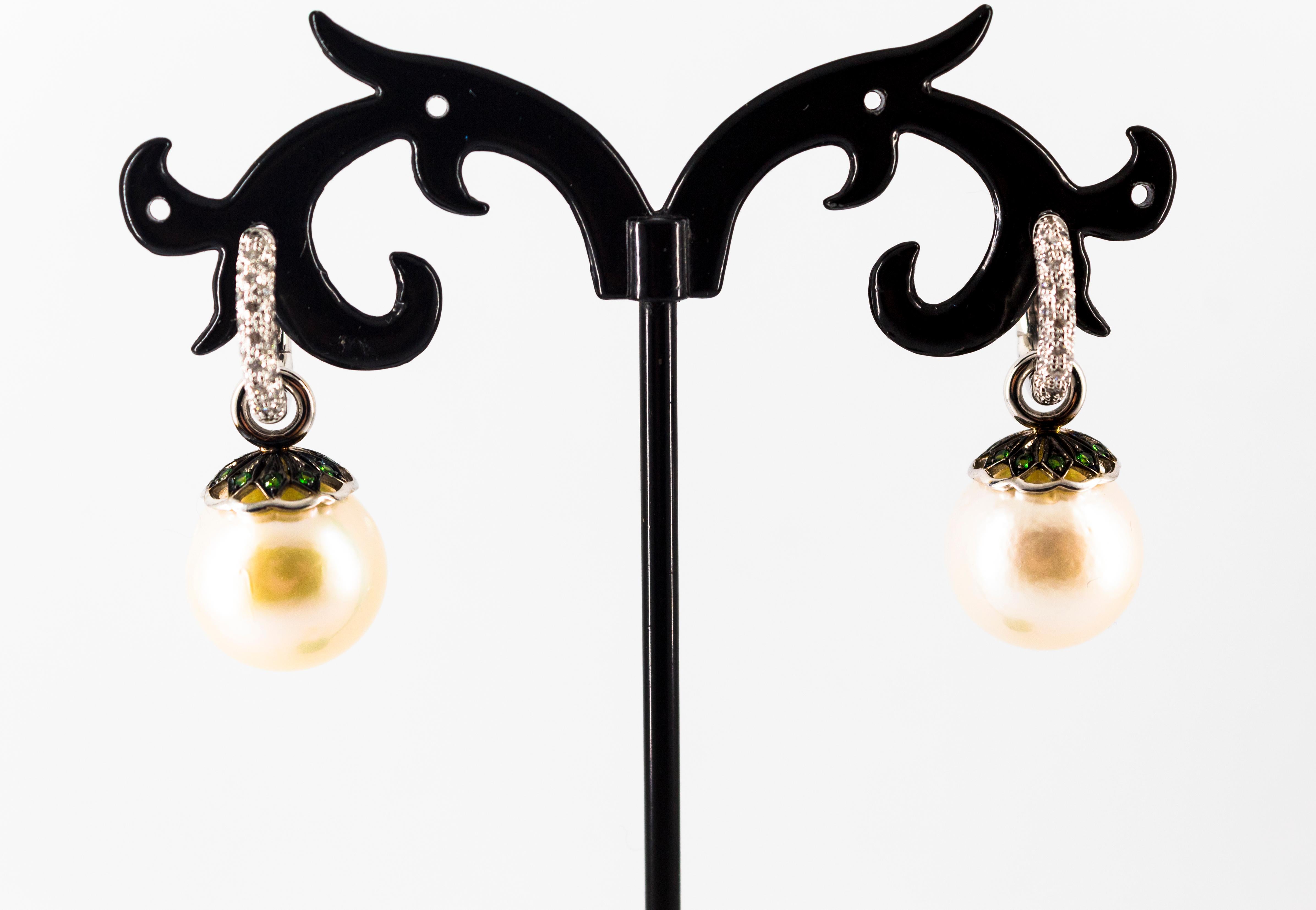 Art Nouveau 0.55 Carat White Diamond Emerald Pearl White Gold Dangle Earrings For Sale 1