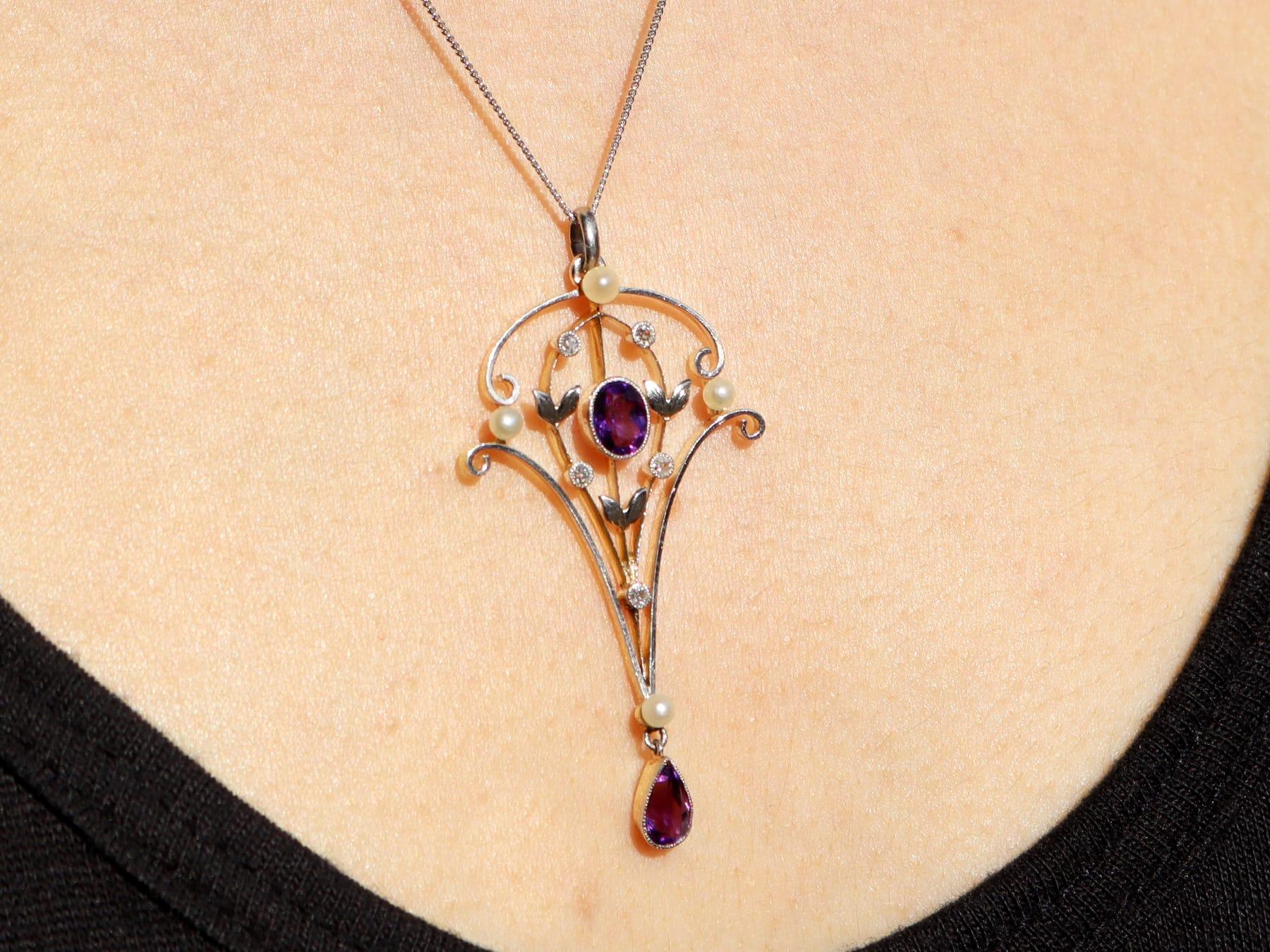 Ciondolo Art Nouveau in oro giallo 12k con ametista da 0,95 carati e diamanti da 0,10 carati in vendita 11