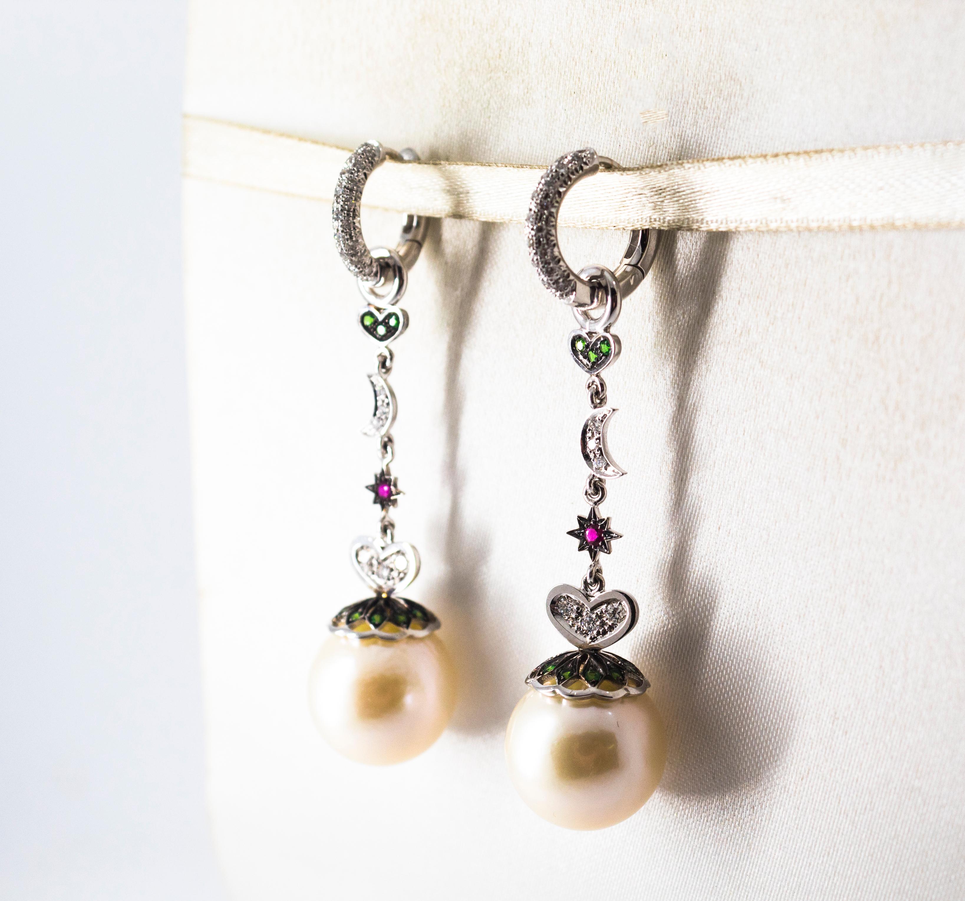 Women's or Men's Art Nouveau 0.95 Carat White Diamond Emerald Ruby Pearl White Gold Drop Earrings For Sale