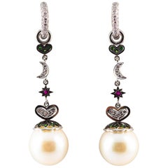 Art Nouveau 0.95 Carat White Diamond Emerald Ruby Pearl White Gold Drop Earrings