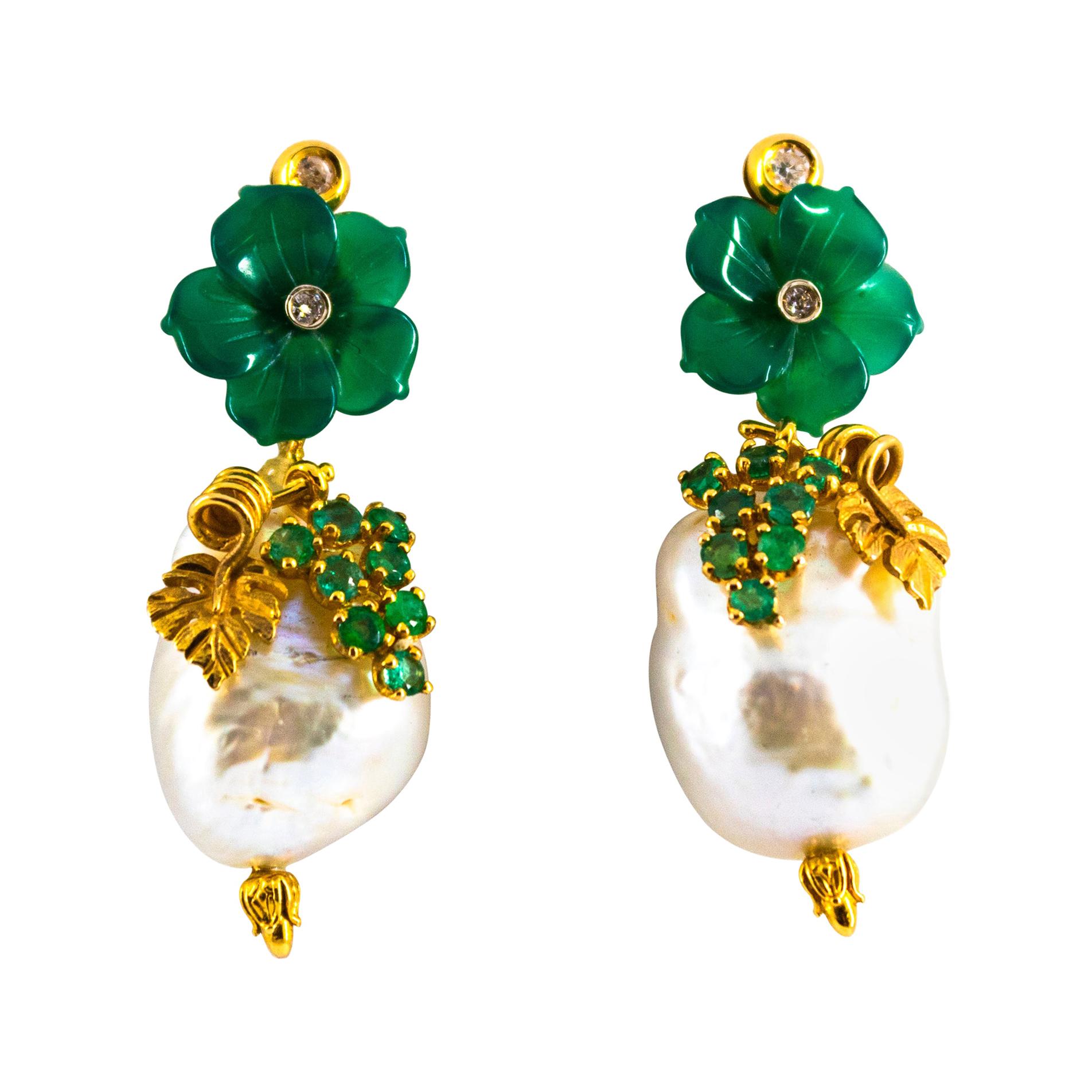 Art Nouveau 1.02 Carat White Diamond Emerald Agate Yellow Gold Flowers Earrings