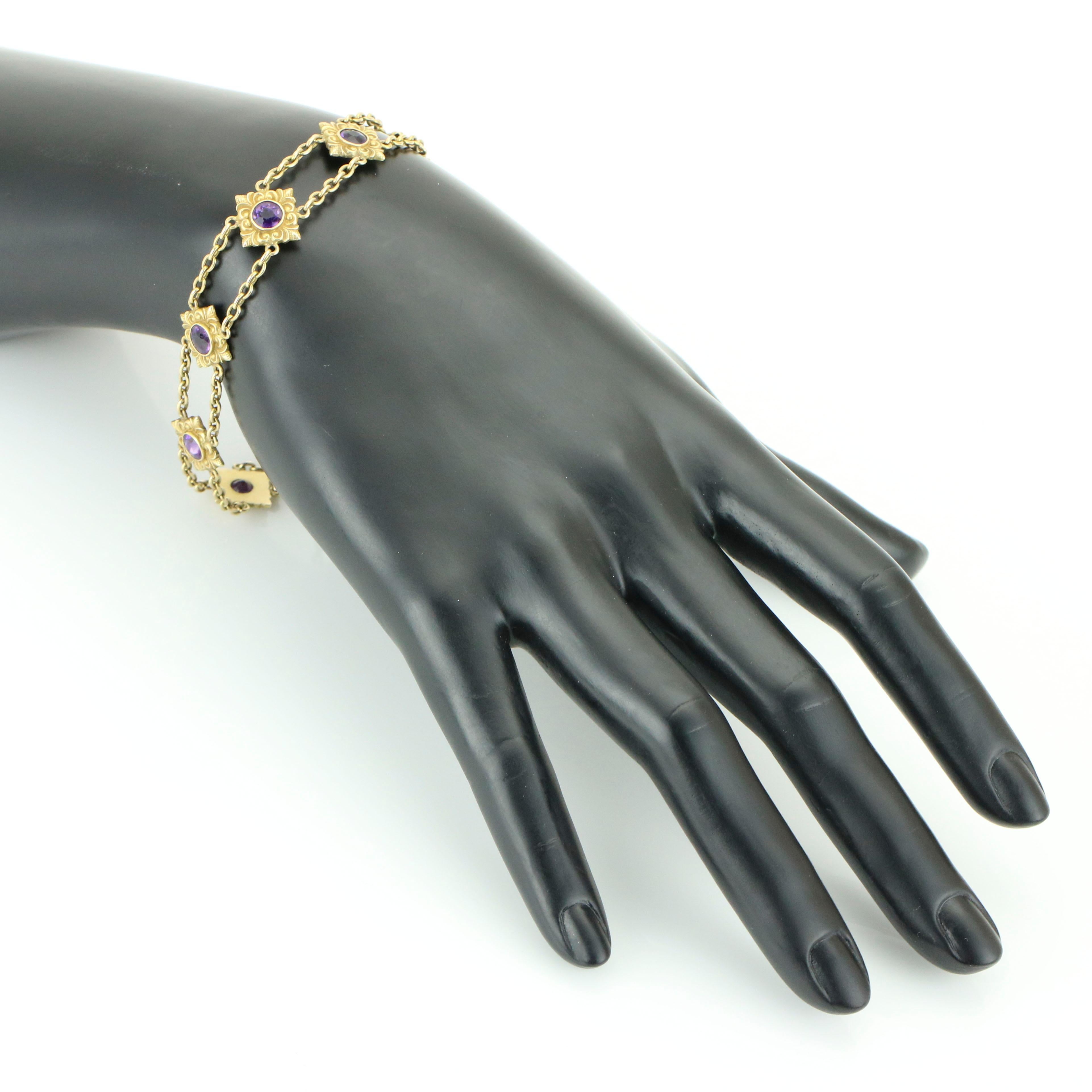 Art Nouveau 14 Karat Gold Amethyst 8-Station Chain Bracelet For Sale 1