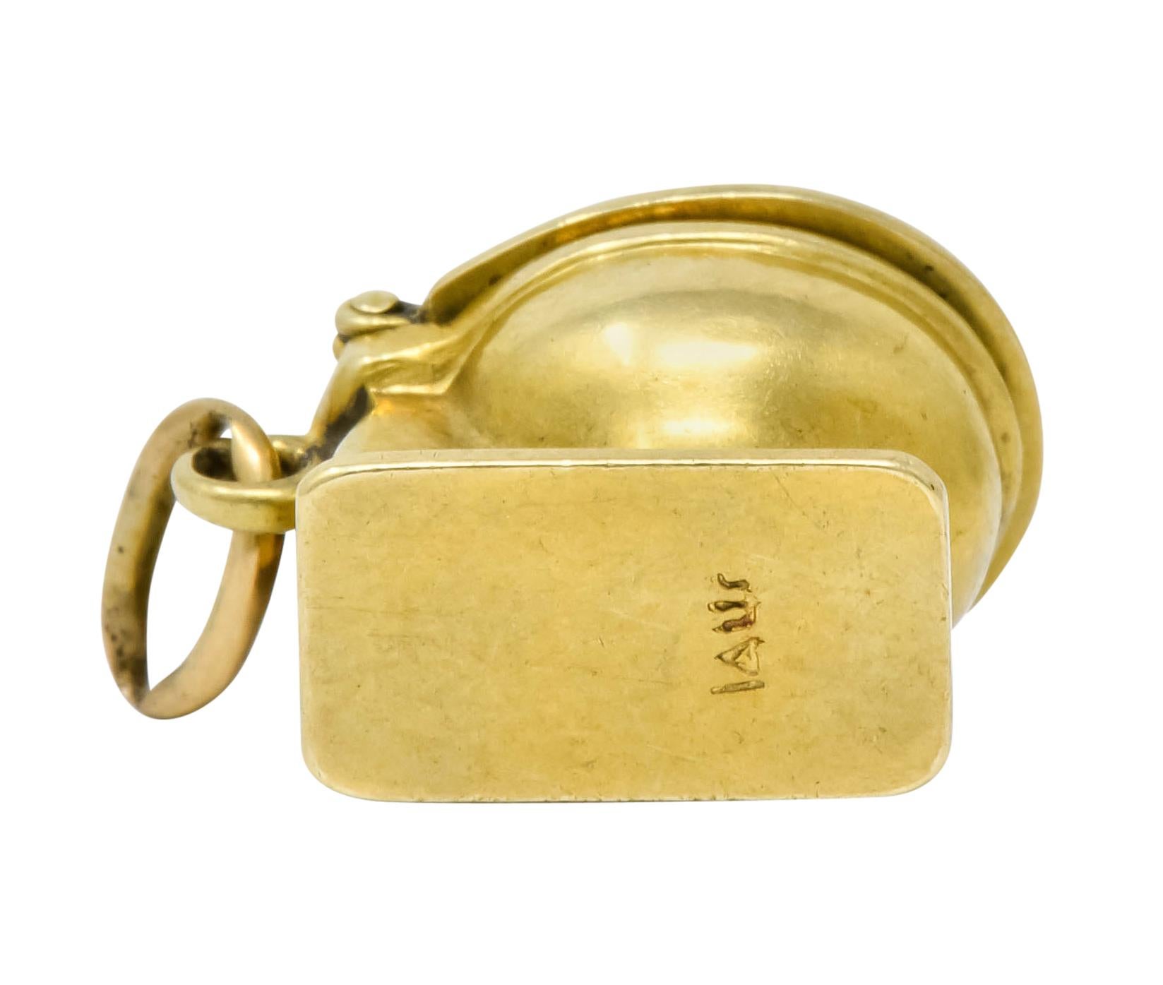 Art Nouveau 14 Karat Gold Articulated Toilet Charm In Excellent Condition In Philadelphia, PA