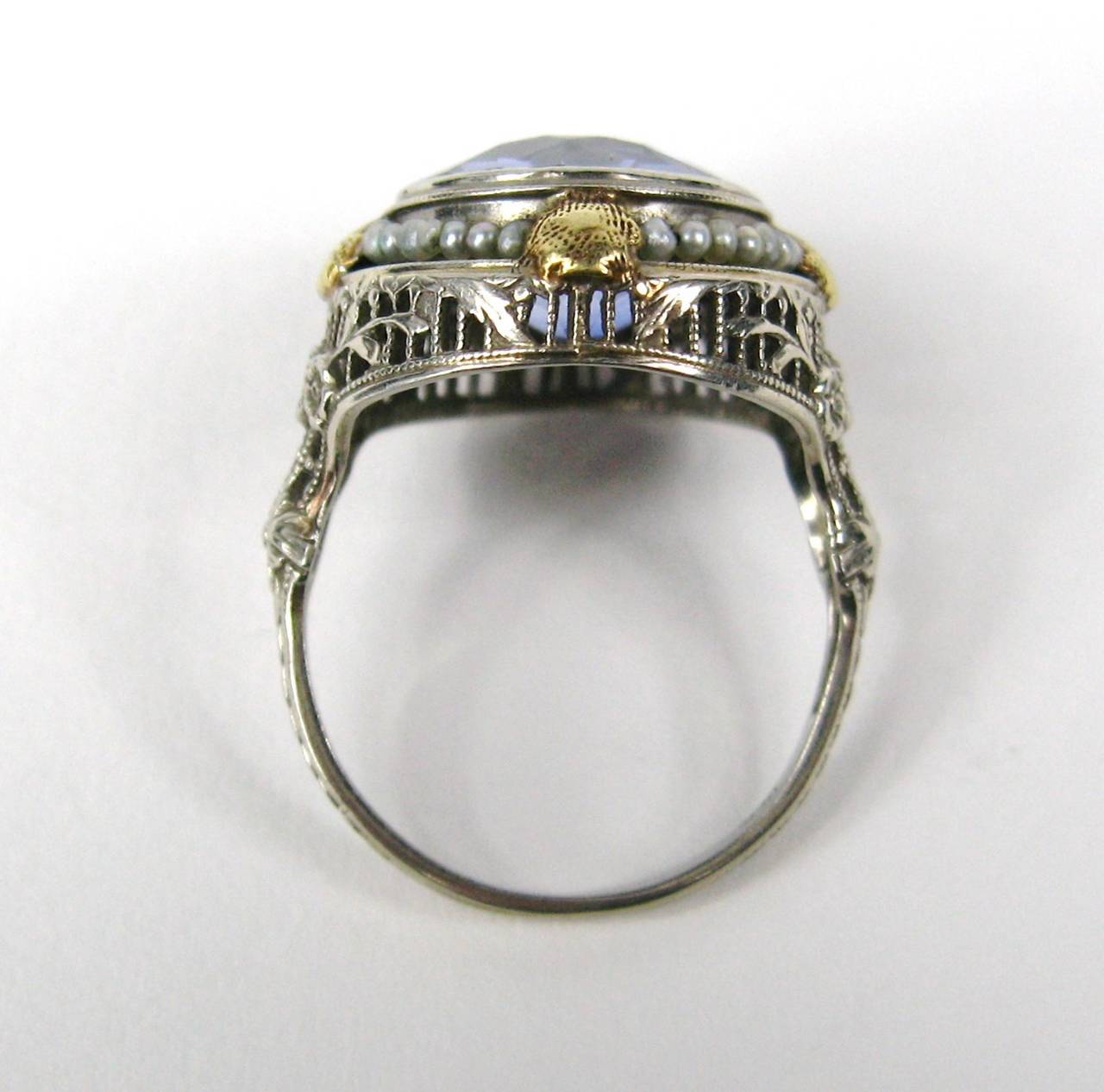 14 Karat Gold Ring Blaue Saatperle Art Nouveau (Alteuropäischer Schliff) im Angebot