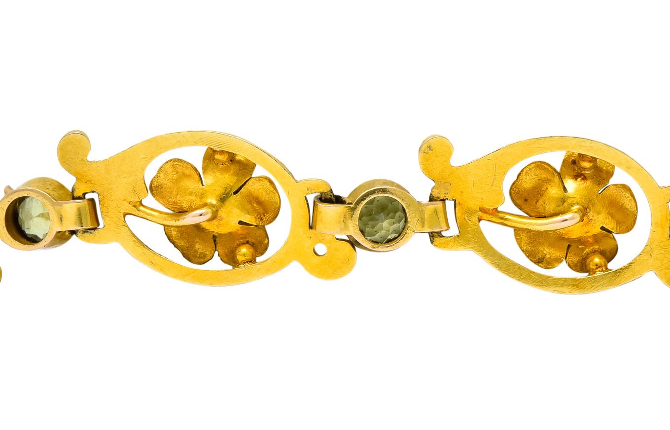 Women's or Men's Art Nouveau 1.44 Carat Peridot Enamel Pearl 14 Karat Gold Link Bracelet