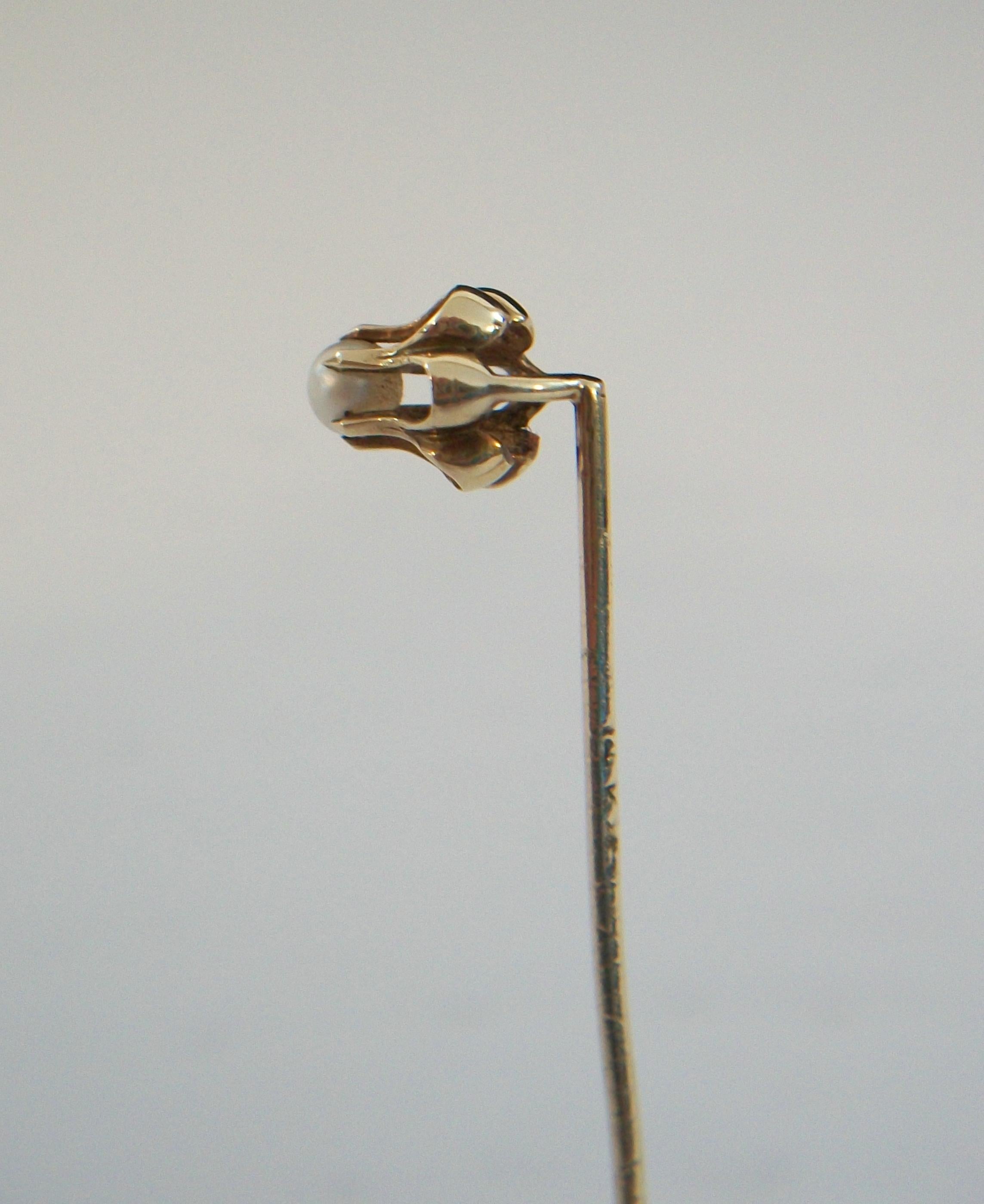 Women's or Men's Art Nouveau 14K Gold & Pearl Stick Pin - United States - Circa 1910 For Sale