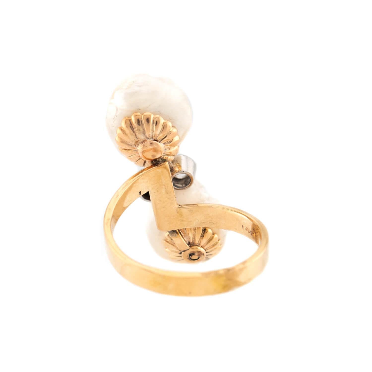 Taille vieille mine Bague bypass Art Nouveau 14k/Platine perle et diamants en vente