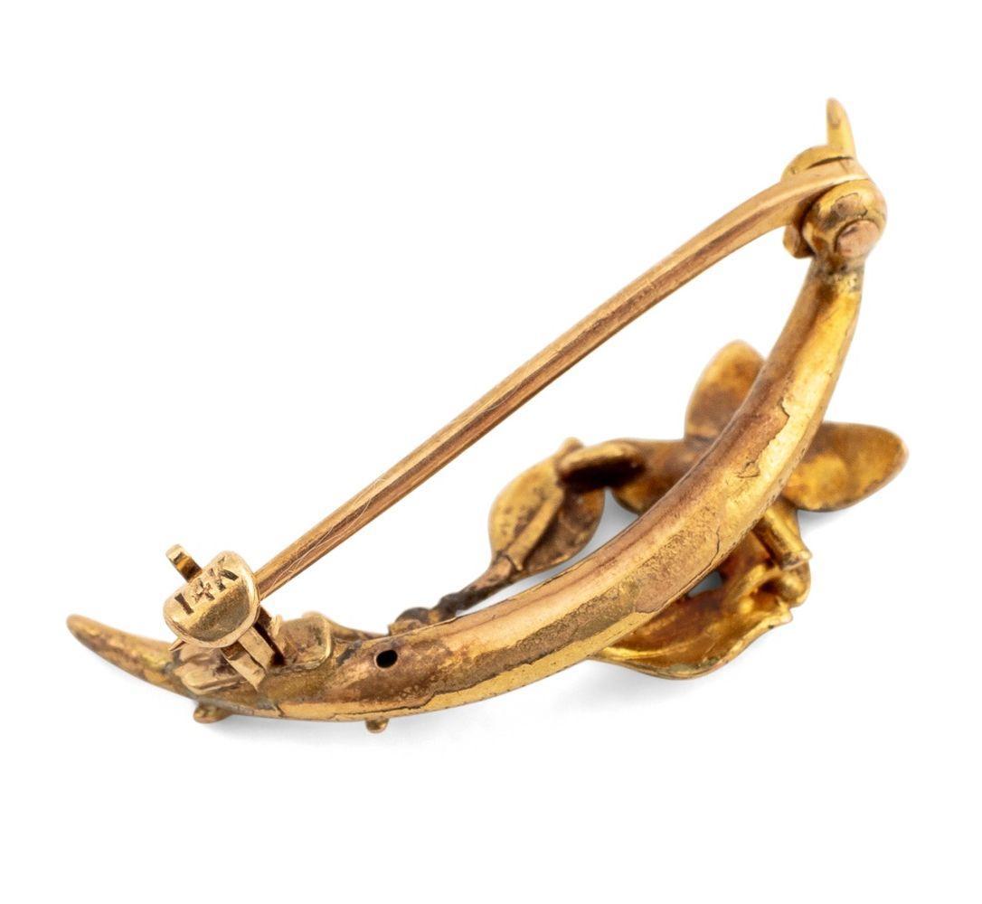 Art Nouveau 14K Yellow Gold Enamel Baroque Pearl Flower and Moon Motif Brooch For Sale 5