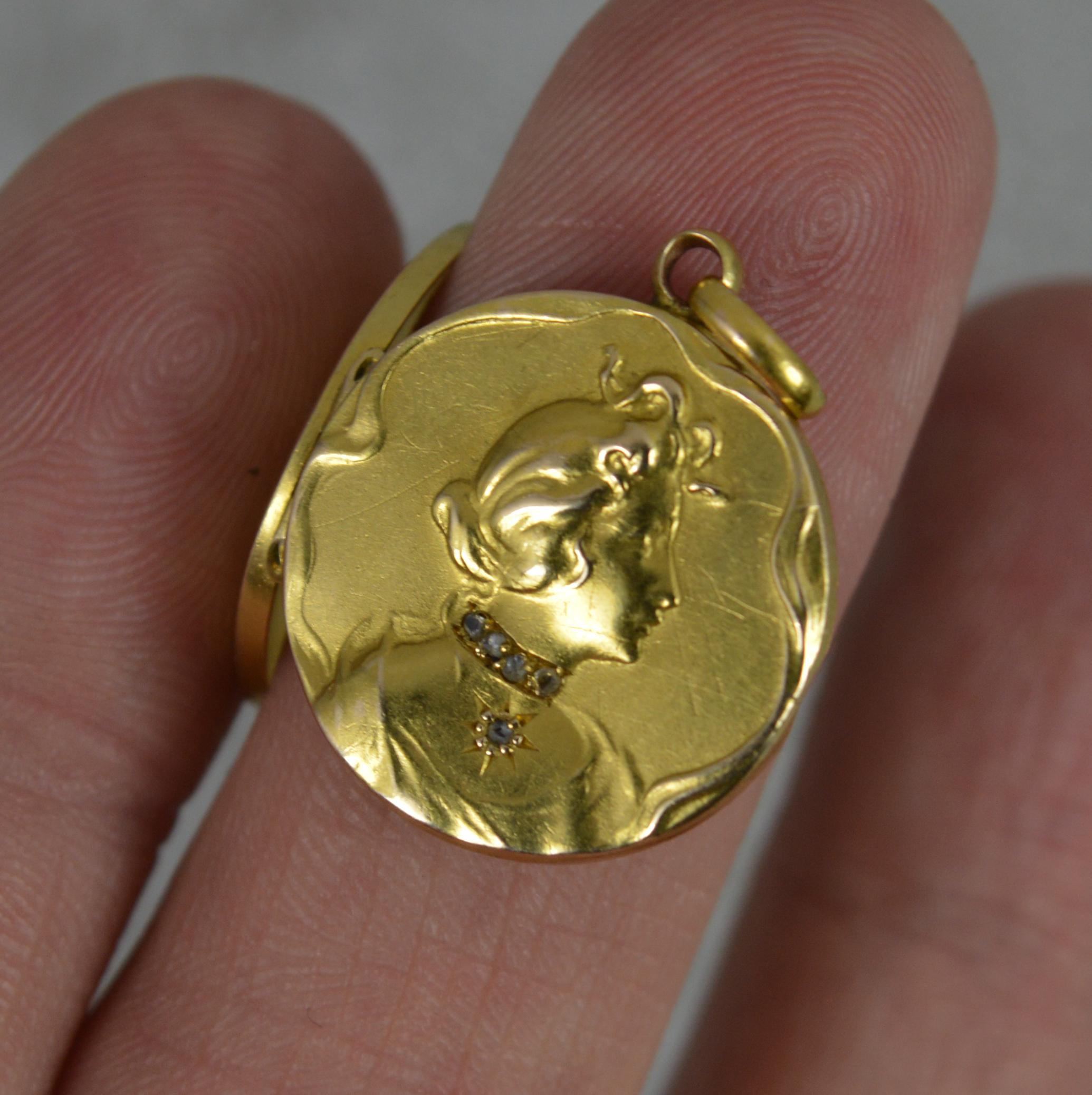 Art Nouveau 15 Carat Gold and Rose Cut Diamond Locket Pendant 5
