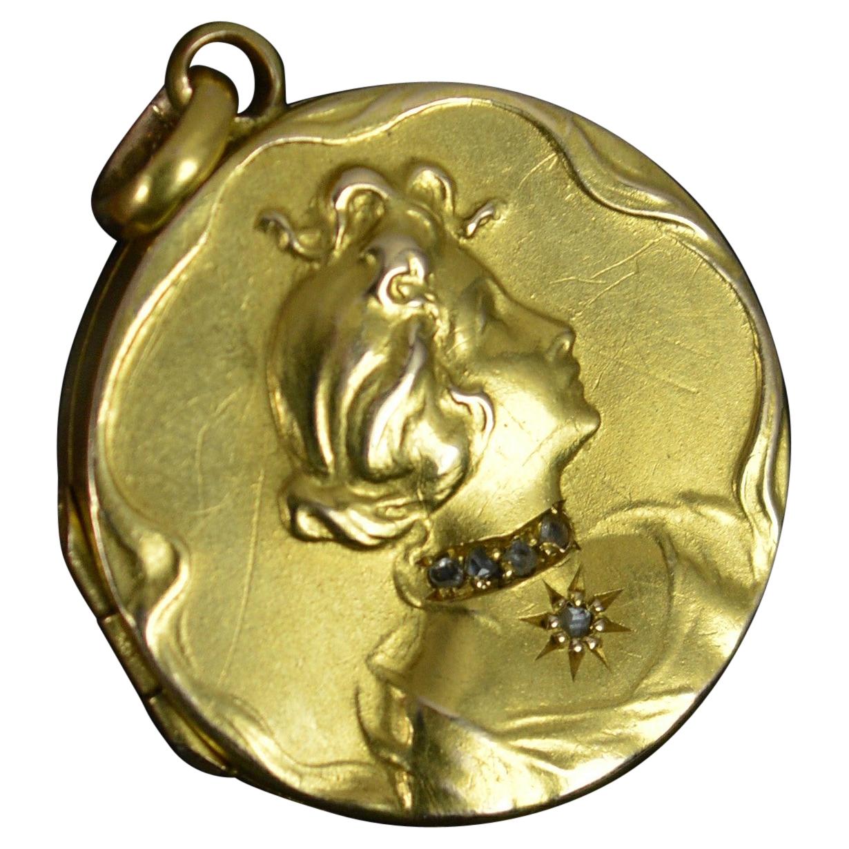 Art Nouveau 15 Carat Gold and Rose Cut Diamond Locket Pendant