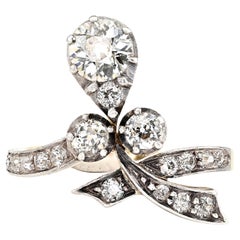 Art Nouveau 1.50 Ct Diamond 18 KT Ring