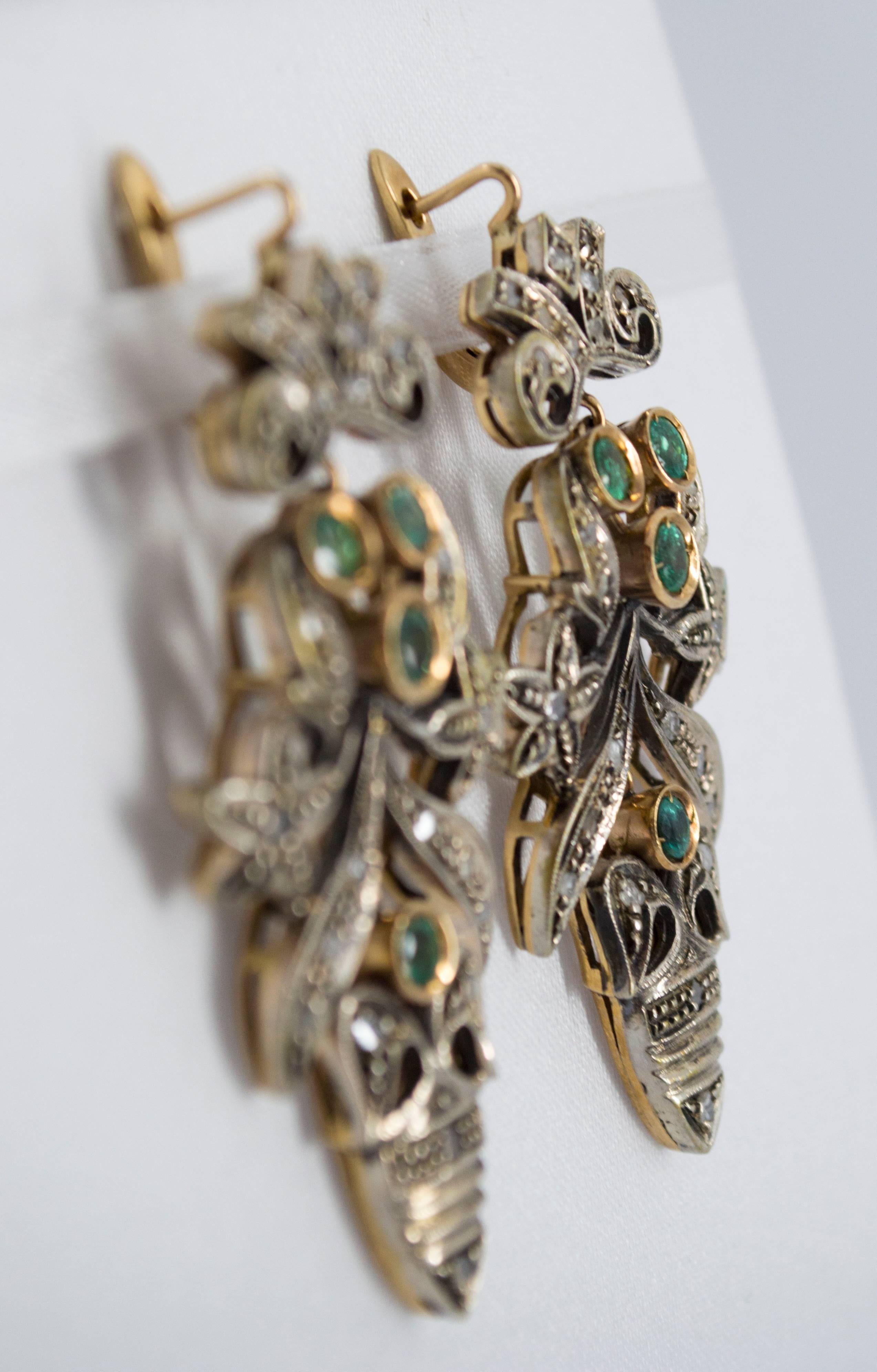 Art Nouveau 1.60 Carat Emerald 0.60 Carat White Diamond Yellow Gold Earrings In New Condition In Naples, IT