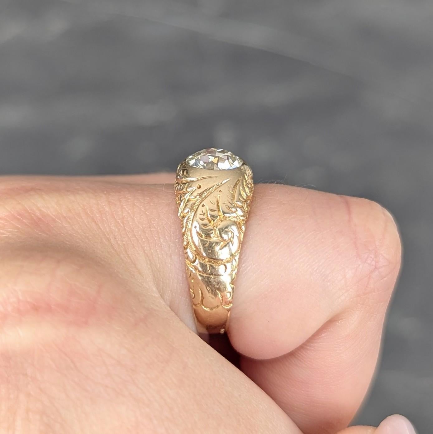 Art Nouveau 1.60 CTW Old Mine Cut Diamond 14K Gold Antique Engagement Ring en vente 3