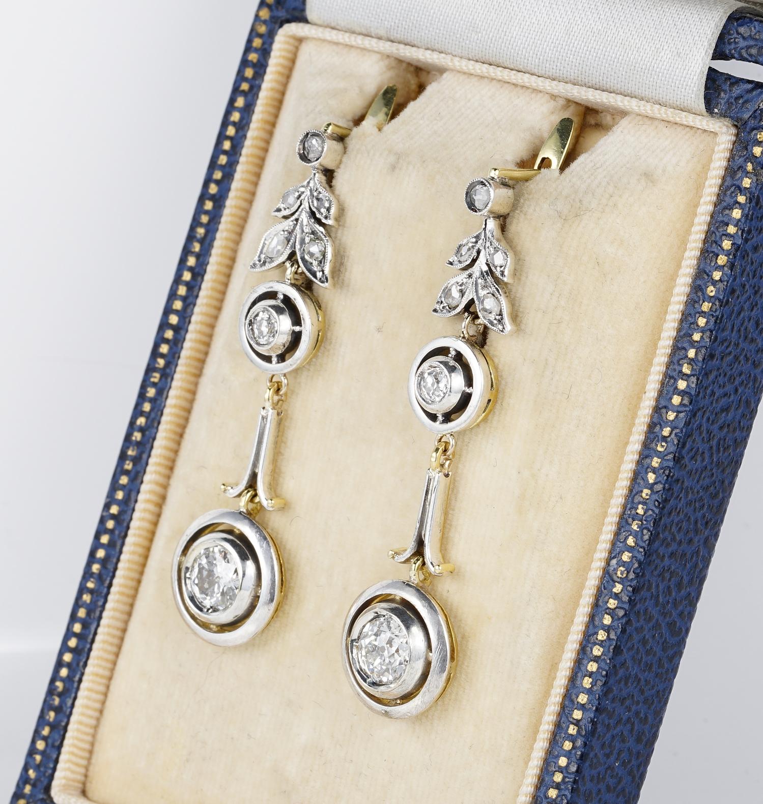 Art Nouveau 1.70 Ct Diamond 18KT Long Drop Earrings In Good Condition For Sale In Napoli, IT