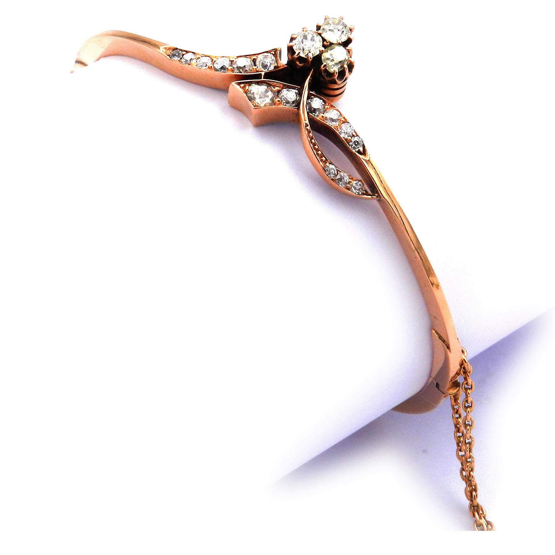 Donna Bangle in oro 14K con diamante da 1,75 carati, Art Nouveau, 1890 circa in vendita