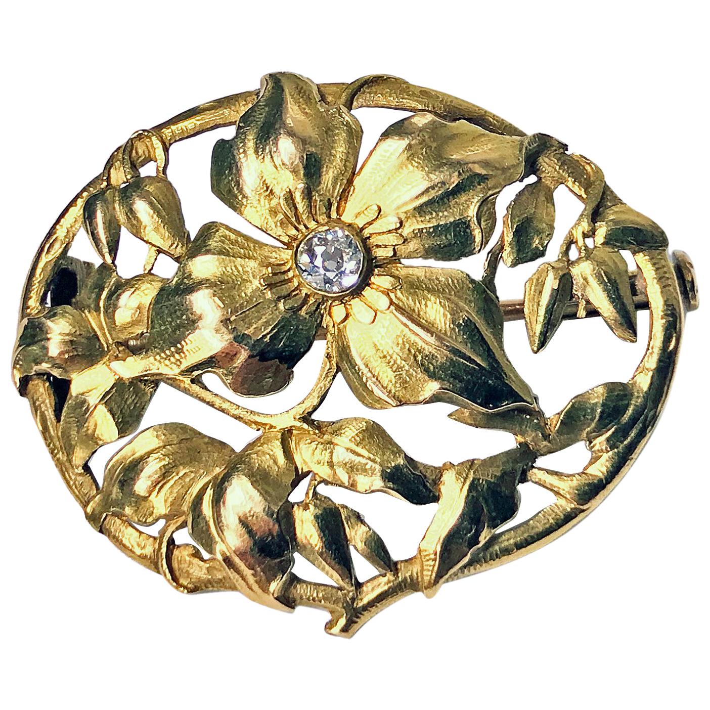 Art Nouveau 18 Karat Diamond Brooch, circa 1900