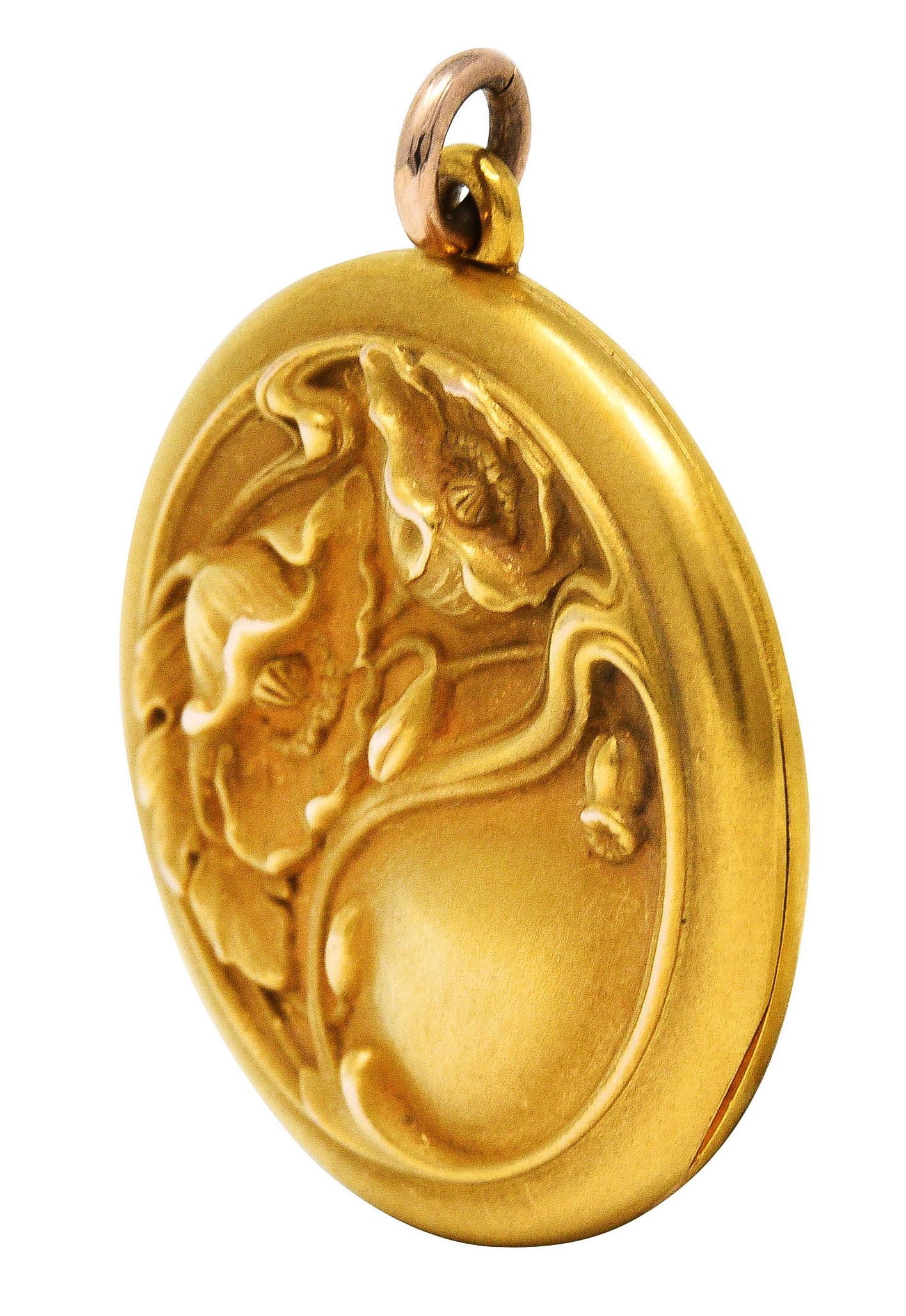 Art Nouveau 18 Karat Yellow Gold Floral Portrait Locket Pendant 1